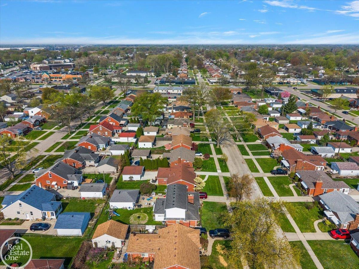 21720 Chalon Street, Saint Clair Shores, MI 48080 — Photo 53