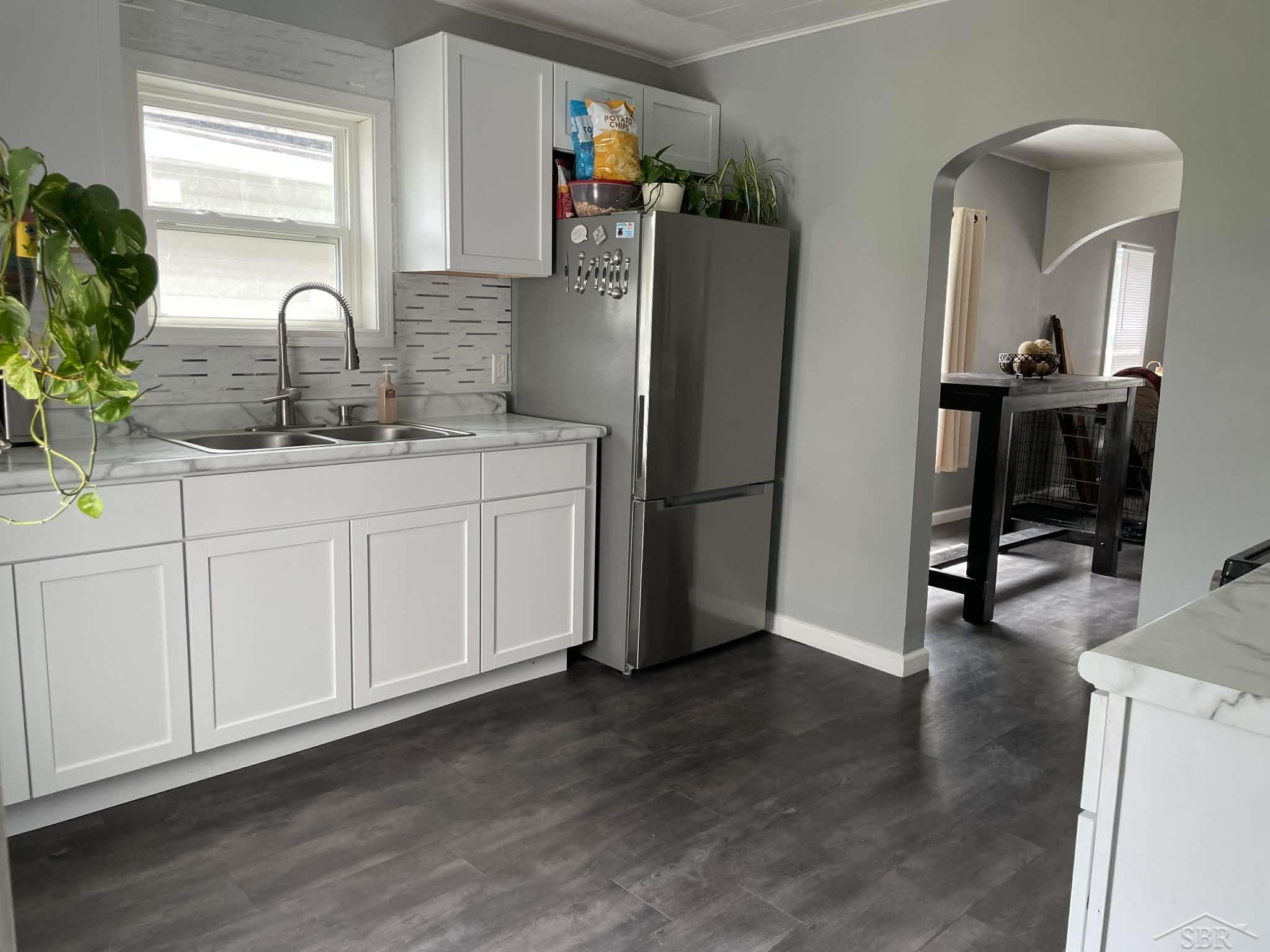 1804 N Charles Street, Saginaw, MI 48602 — Photo 2