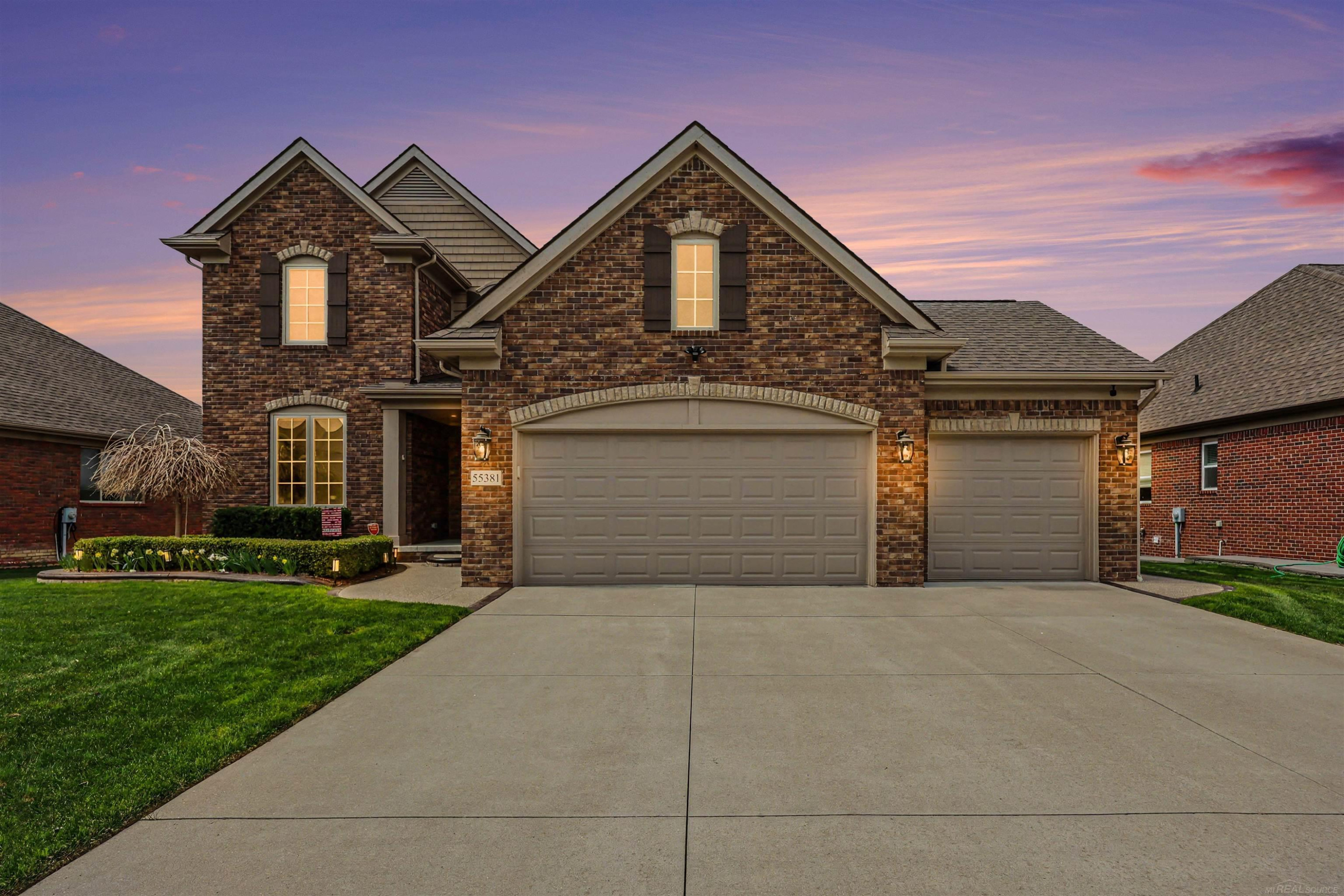 55381 Trevino Drive, Macomb, MI 48042 — Photo 2