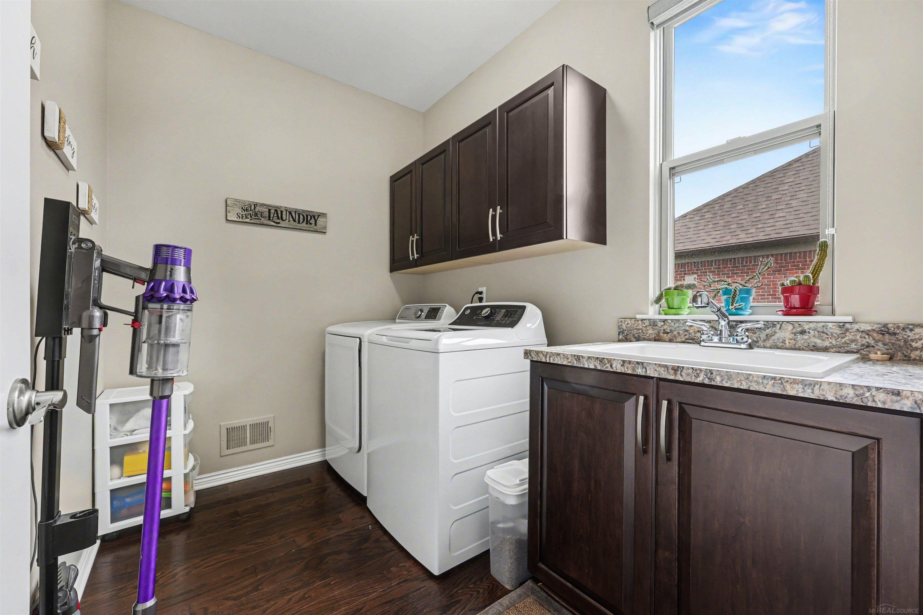 55381 Trevino Drive, Macomb, MI 48042 — Photo 15