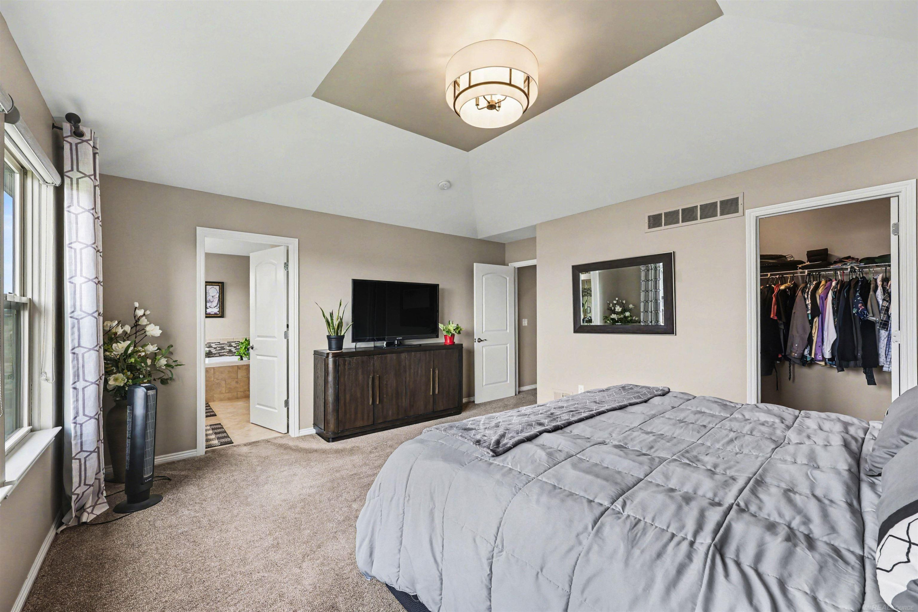 55381 Trevino Drive, Macomb, MI 48042 — Photo 18