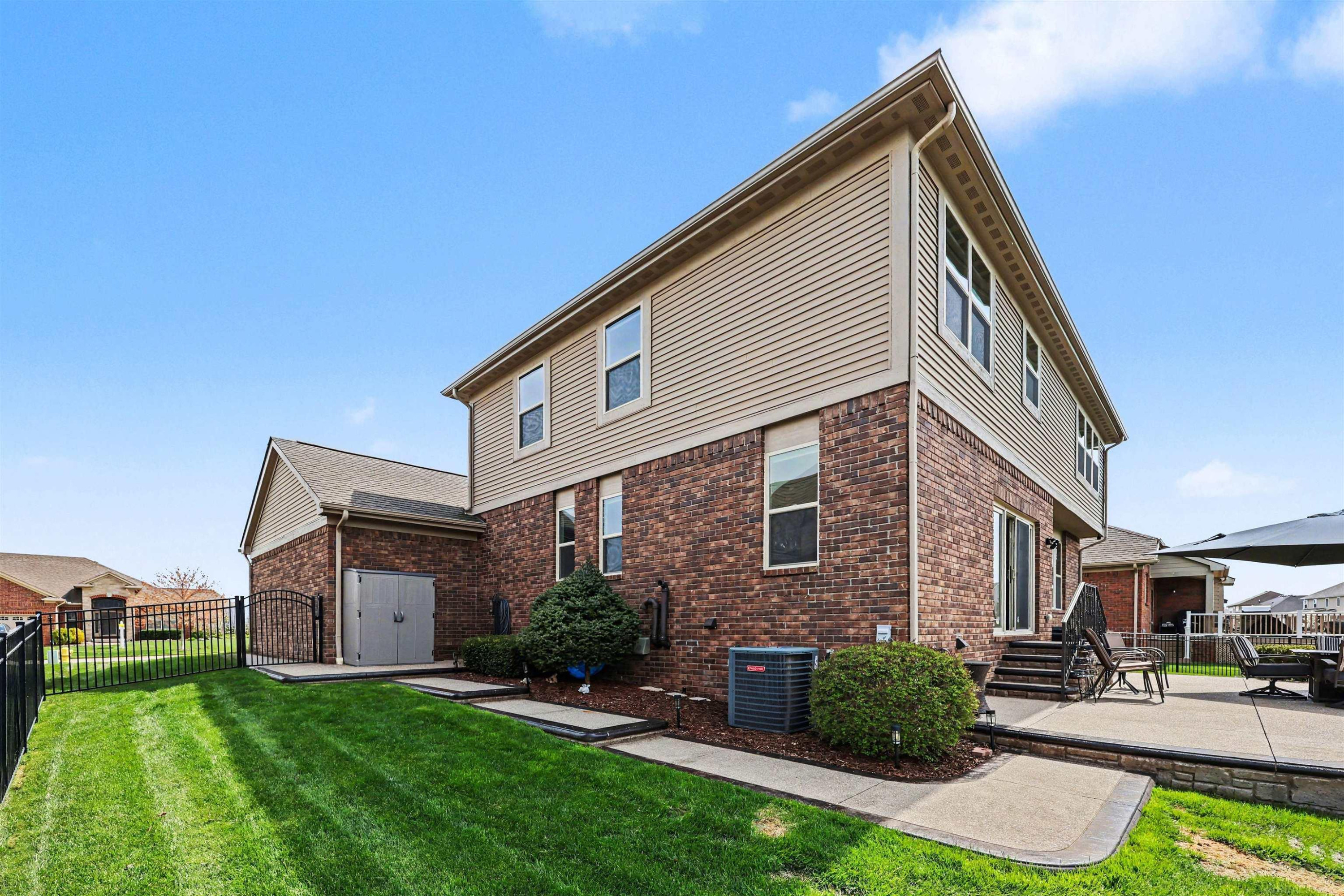 55381 Trevino Drive, Macomb, MI 48042 — Photo 34