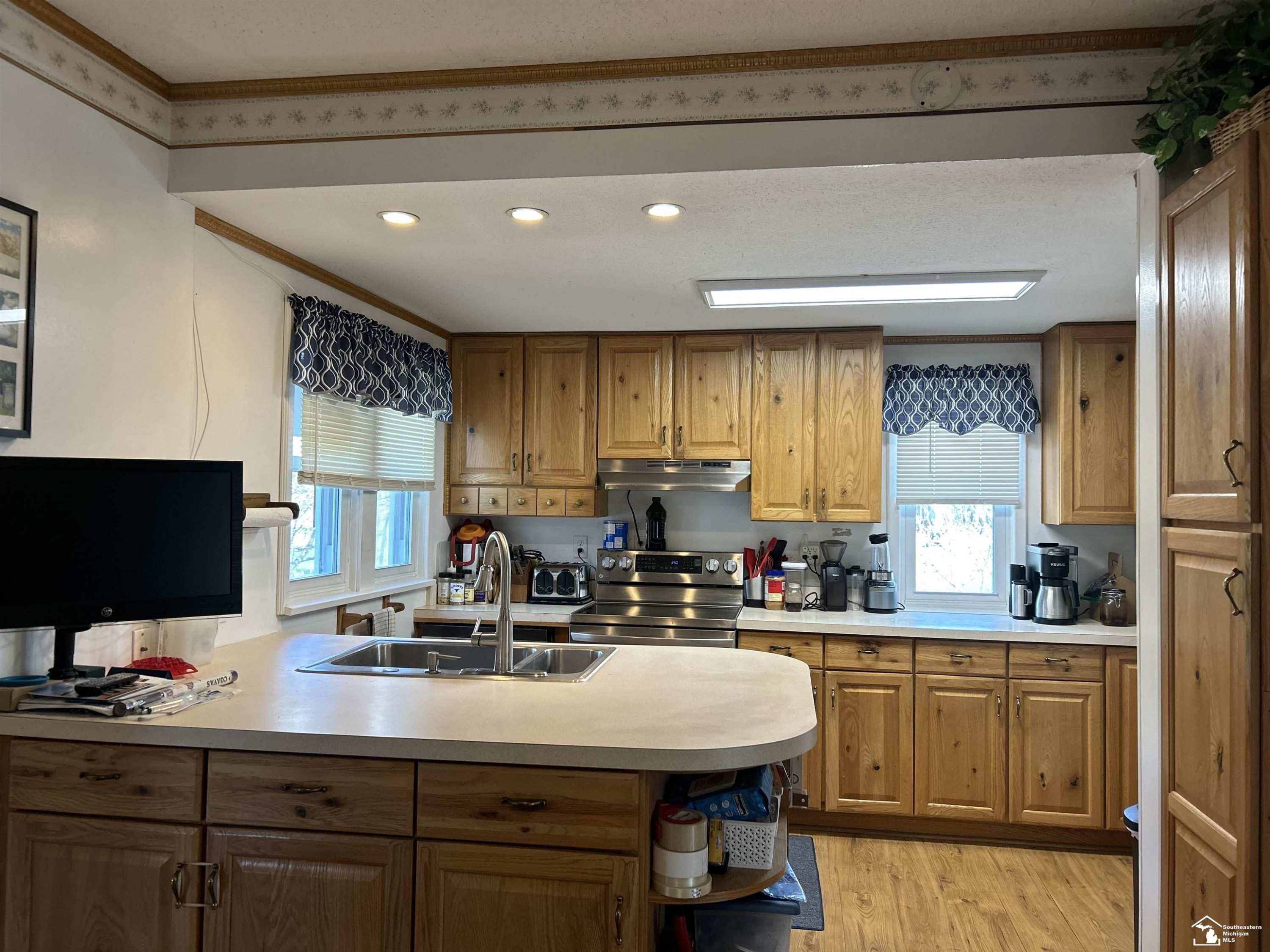 8256 Jackman Road, Temperance, MI 48182 — Photo 15