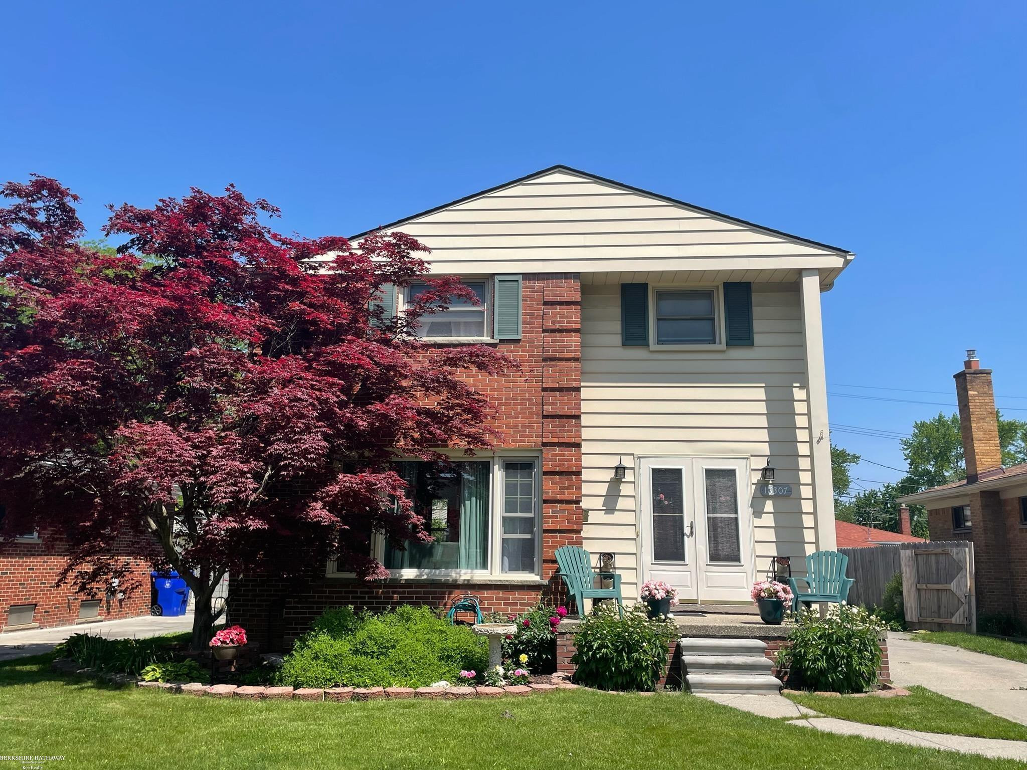 18307 Spring Ct N Court, Fraser, MI 48026 — front exterior