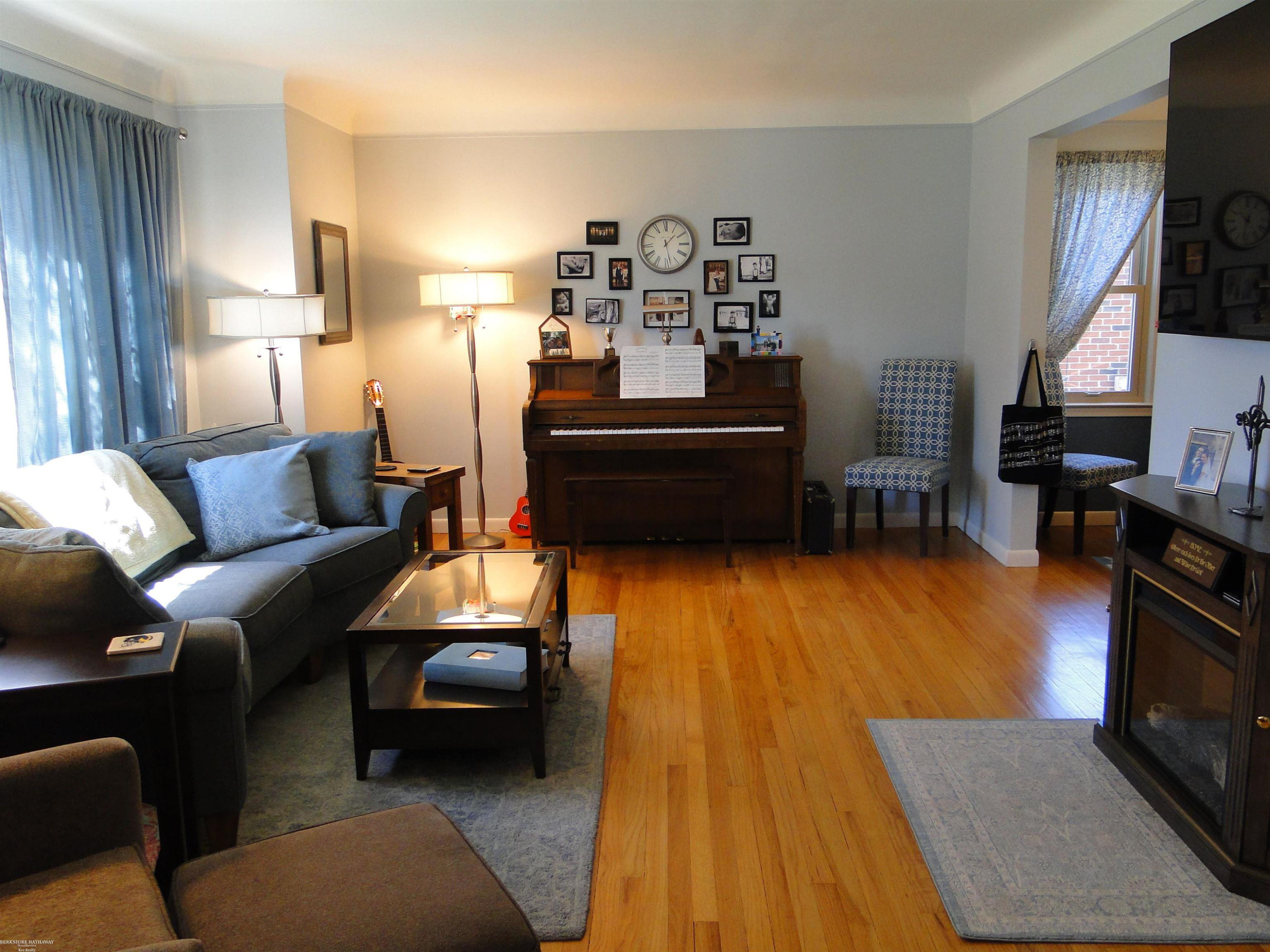 18307 Spring Ct N Court, Fraser, MI 48026 — Photo 9