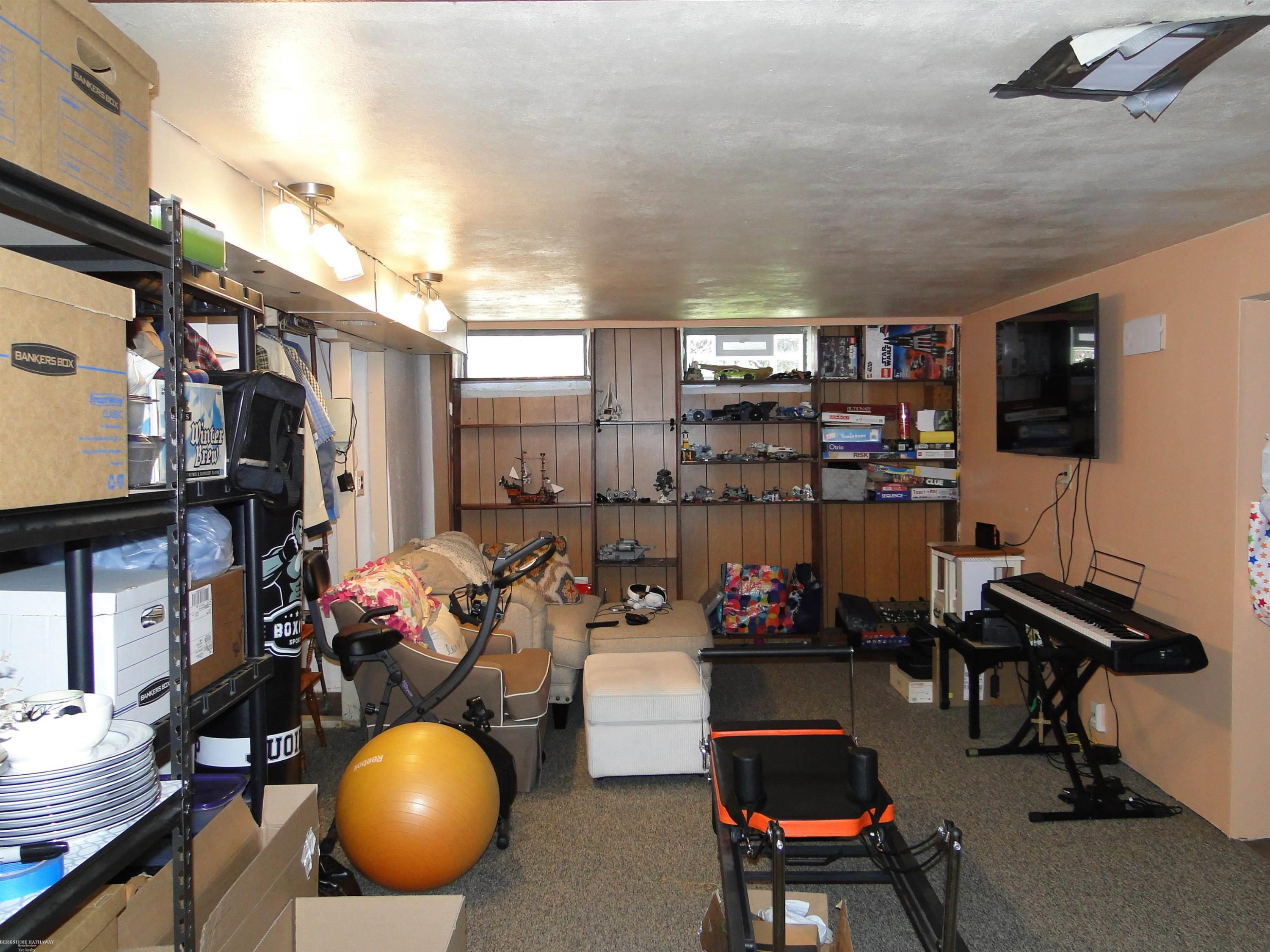 18307 Spring Ct N Court, Fraser, MI 48026 — Photo 47