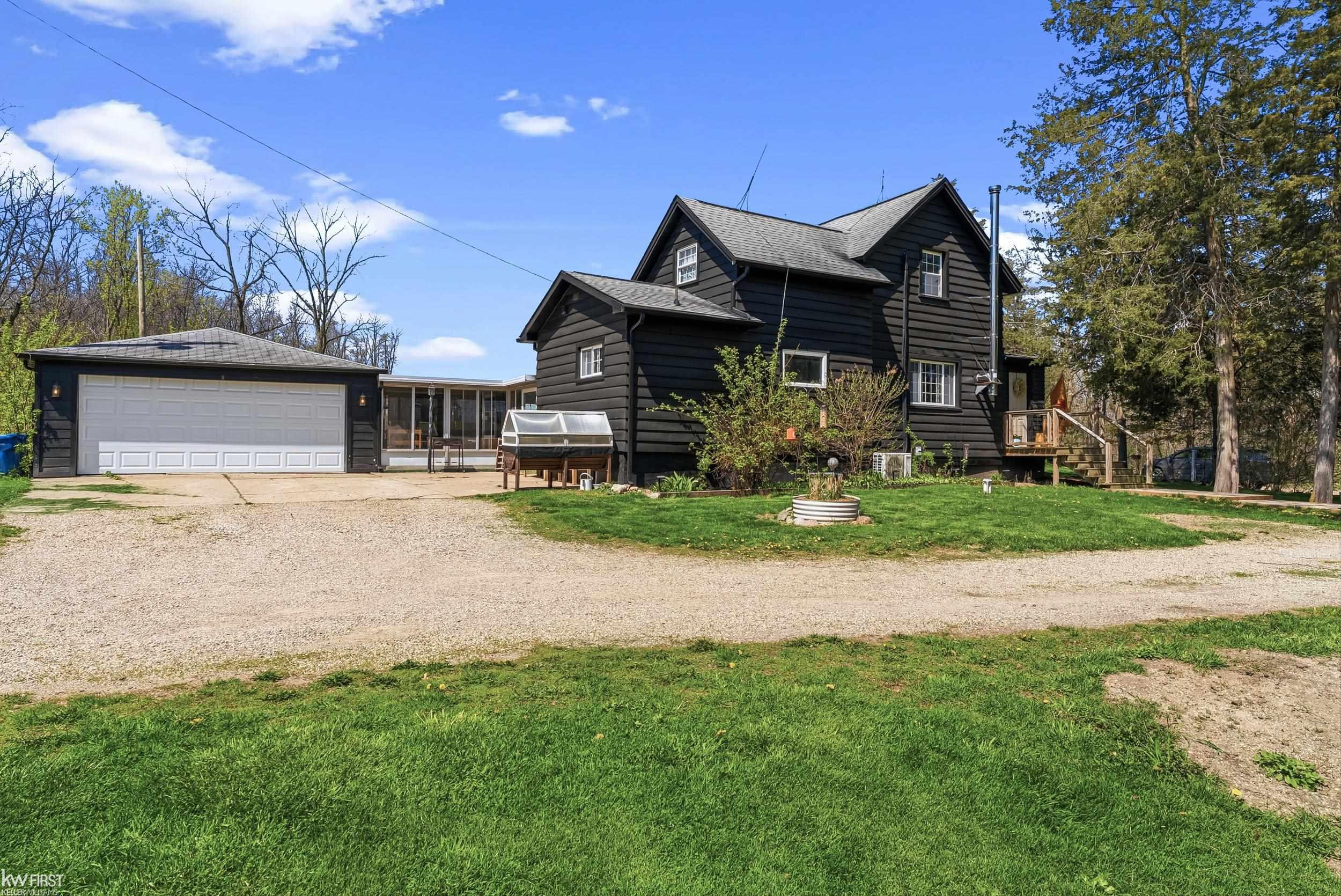 10238 Foley Road, Fenton, MI 48430 — Photo 2
