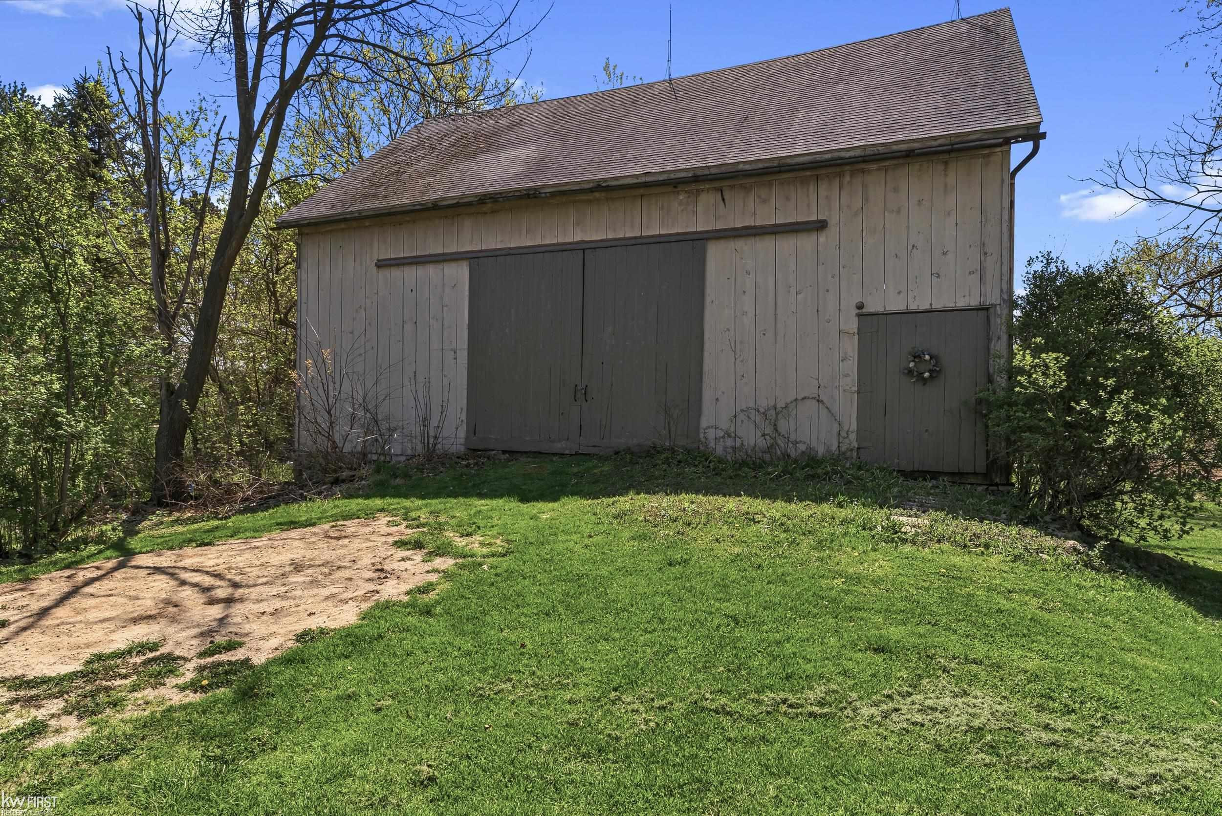 10238 Foley Road, Fenton, MI 48430 — Photo 5