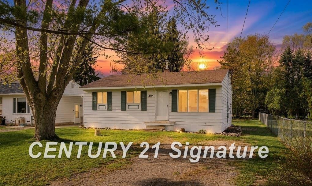 419 E Water Street, Vernon, MI 48476 — front exterior