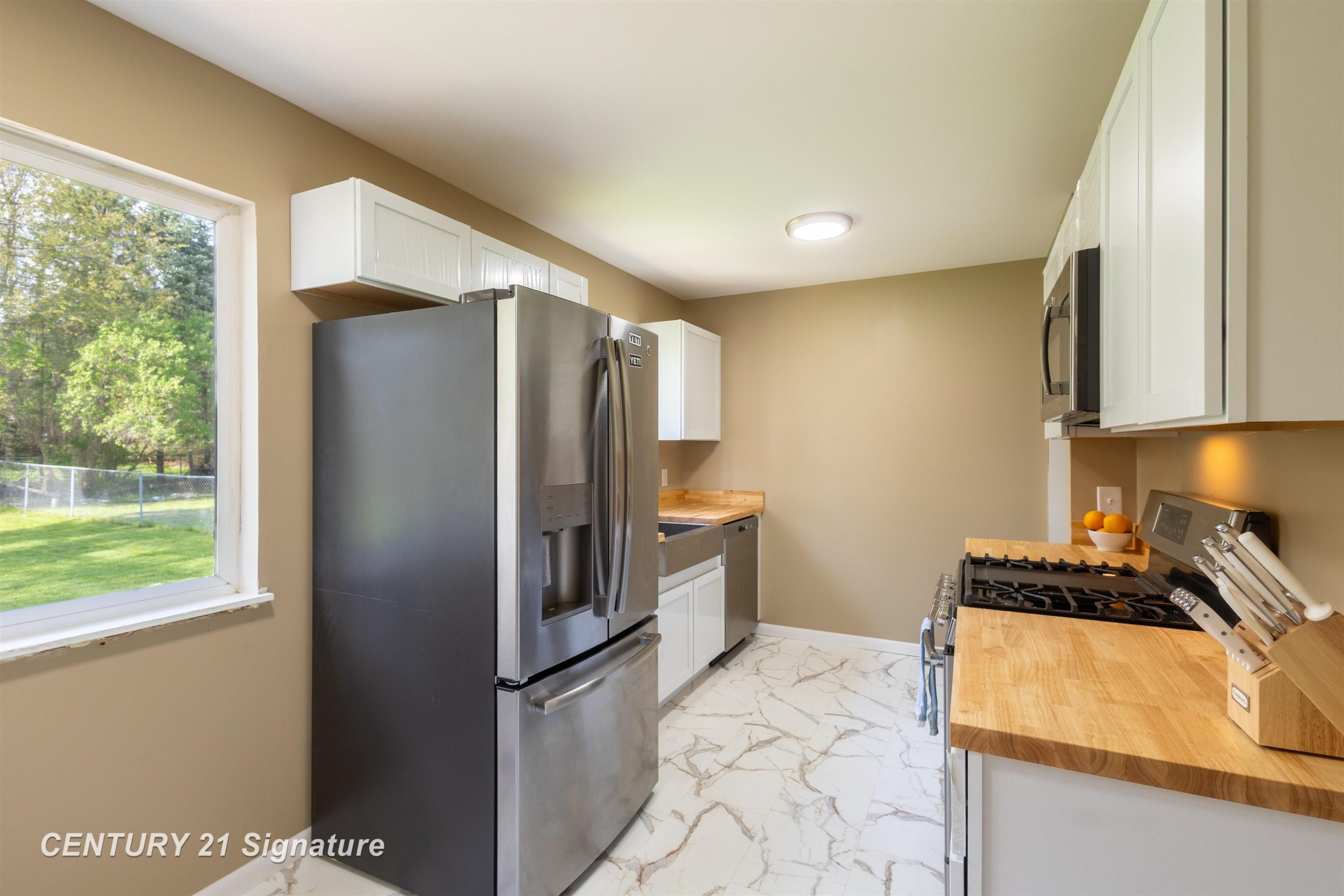 419 E Water Street, Vernon, MI 48476 — Photo 4