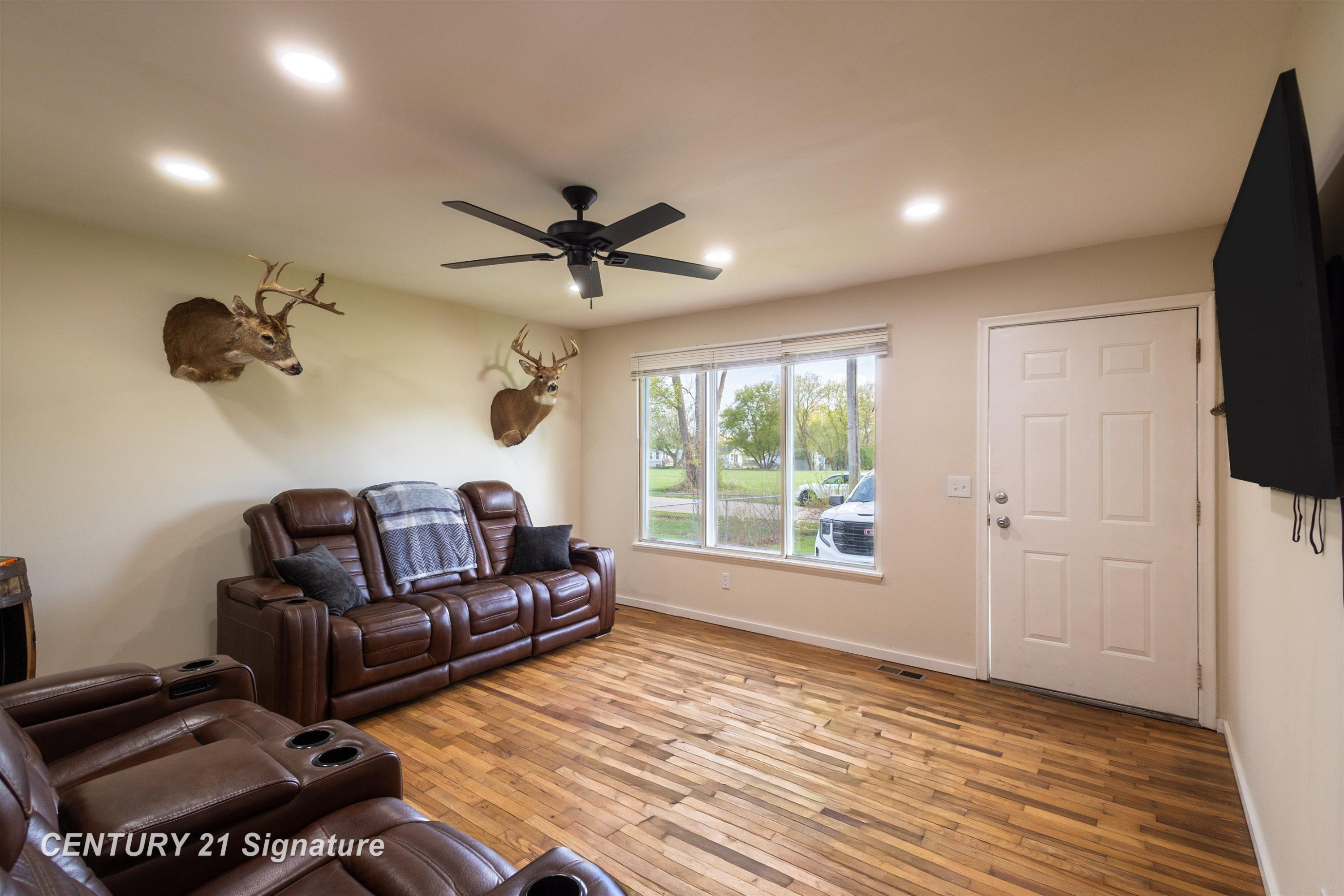419 E Water Street, Vernon, MI 48476 — Photo 8