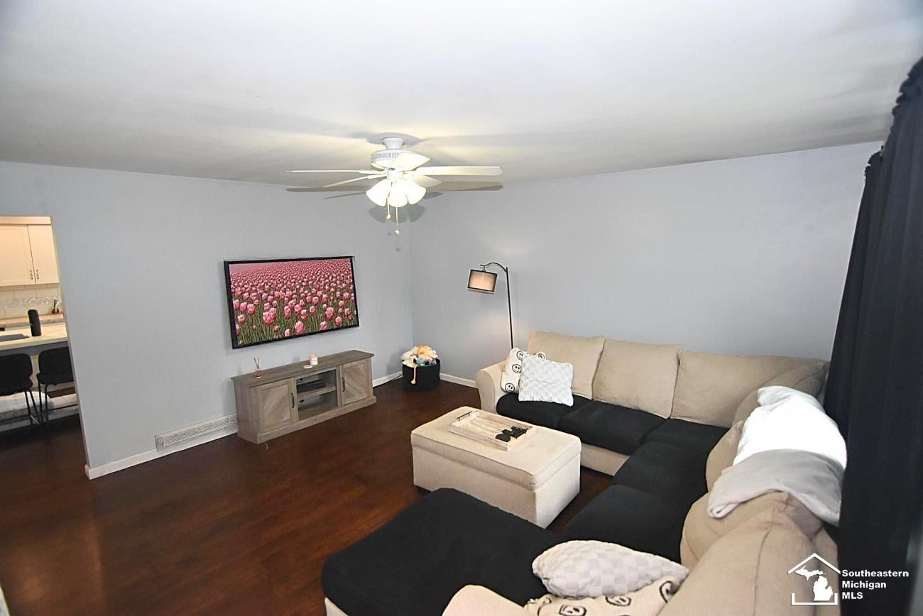 7050 Maplewood Drive, Temperance, MI 48182 — Photo 18