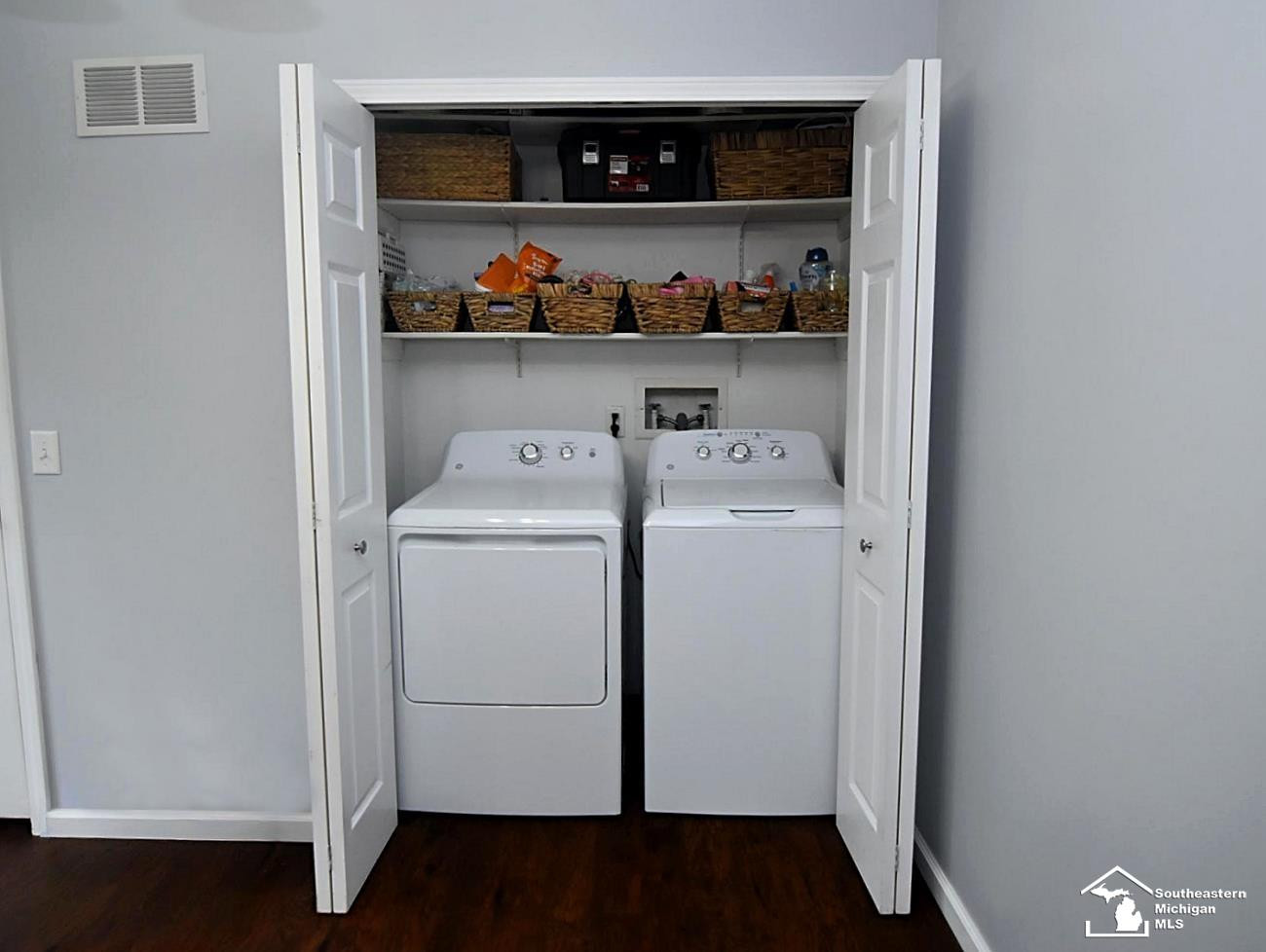 7050 Maplewood Drive, Temperance, MI 48182 — Photo 32