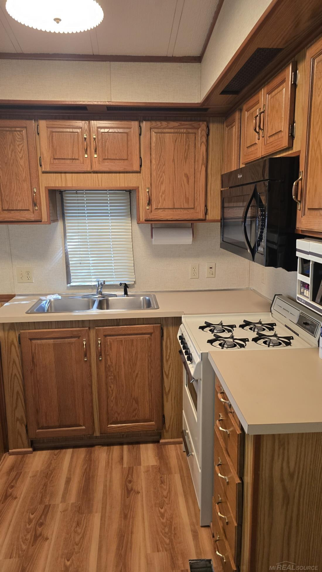 5200 Cambridge Drive, Lexington, MI 48450 — Photo 24
