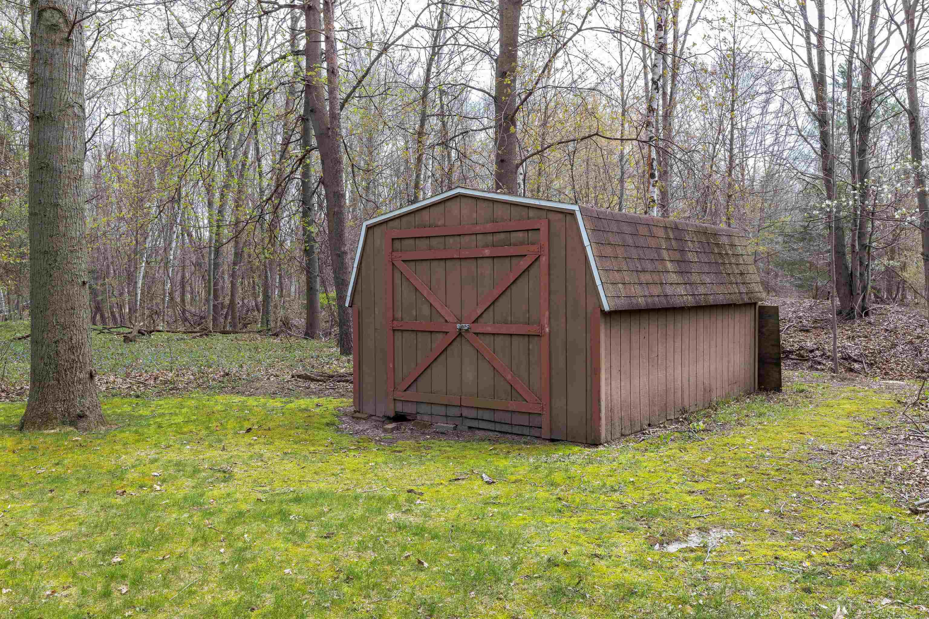 12691 S Basell Drive, Hemlock, MI 48626 — Photo 22