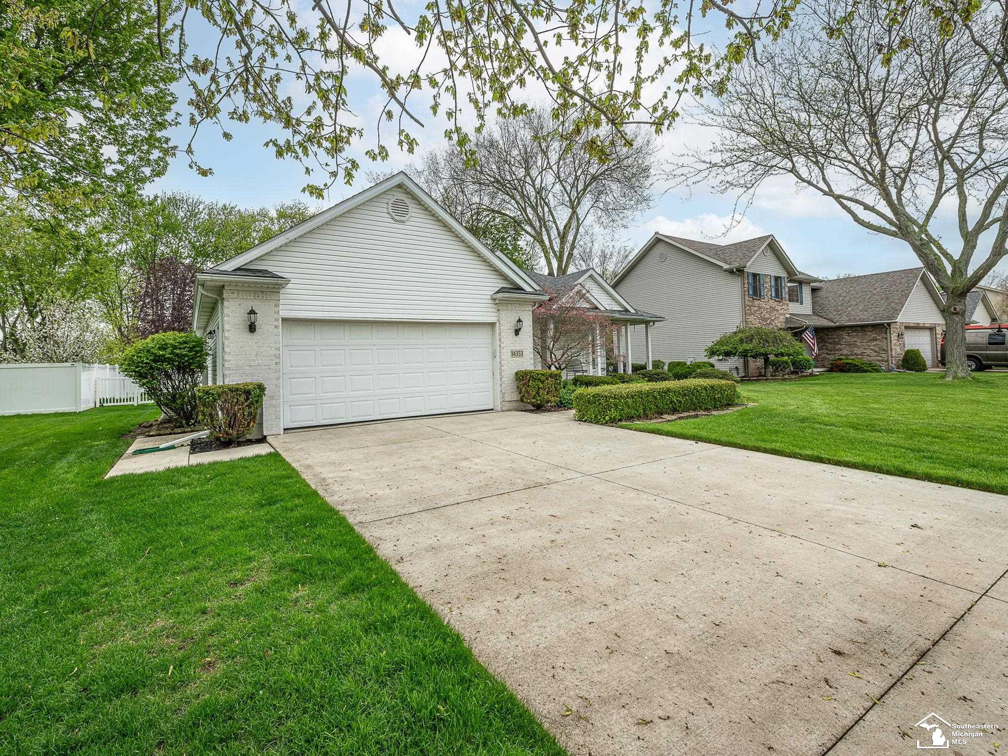 14353 Canterbury Lane, Monroe, MI 48161 — Photo 9