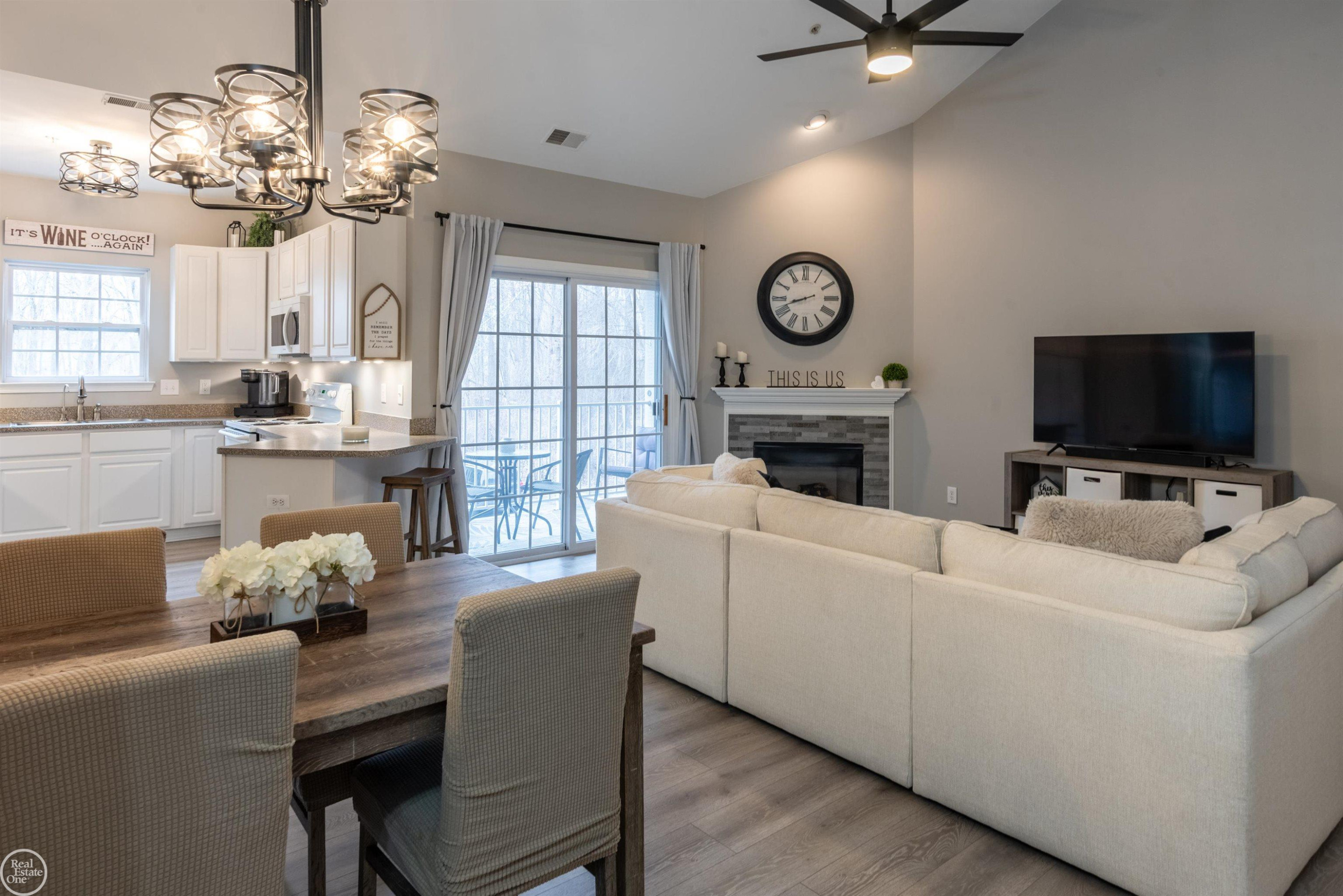 25660 S Maritime Circle, MI — Photo 3