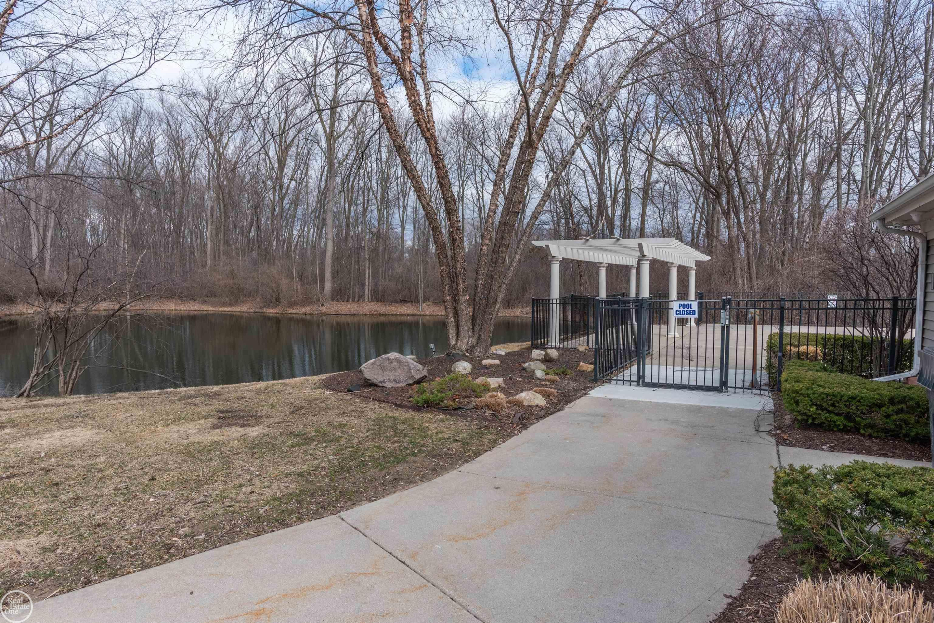 25660 S Maritime Circle, MI — Photo 23