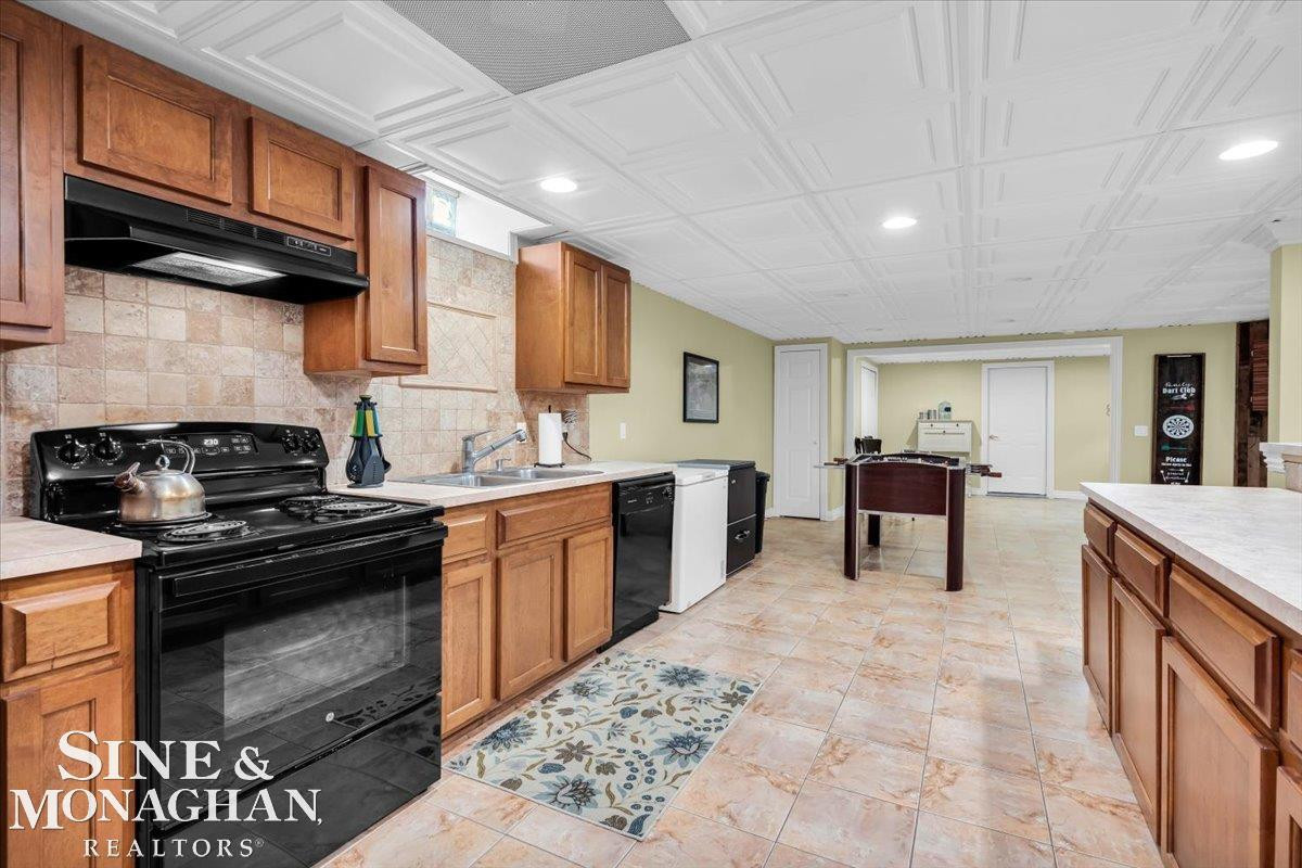 7303 William Drive, Shelby Twp, MI 48316 — Photo 39