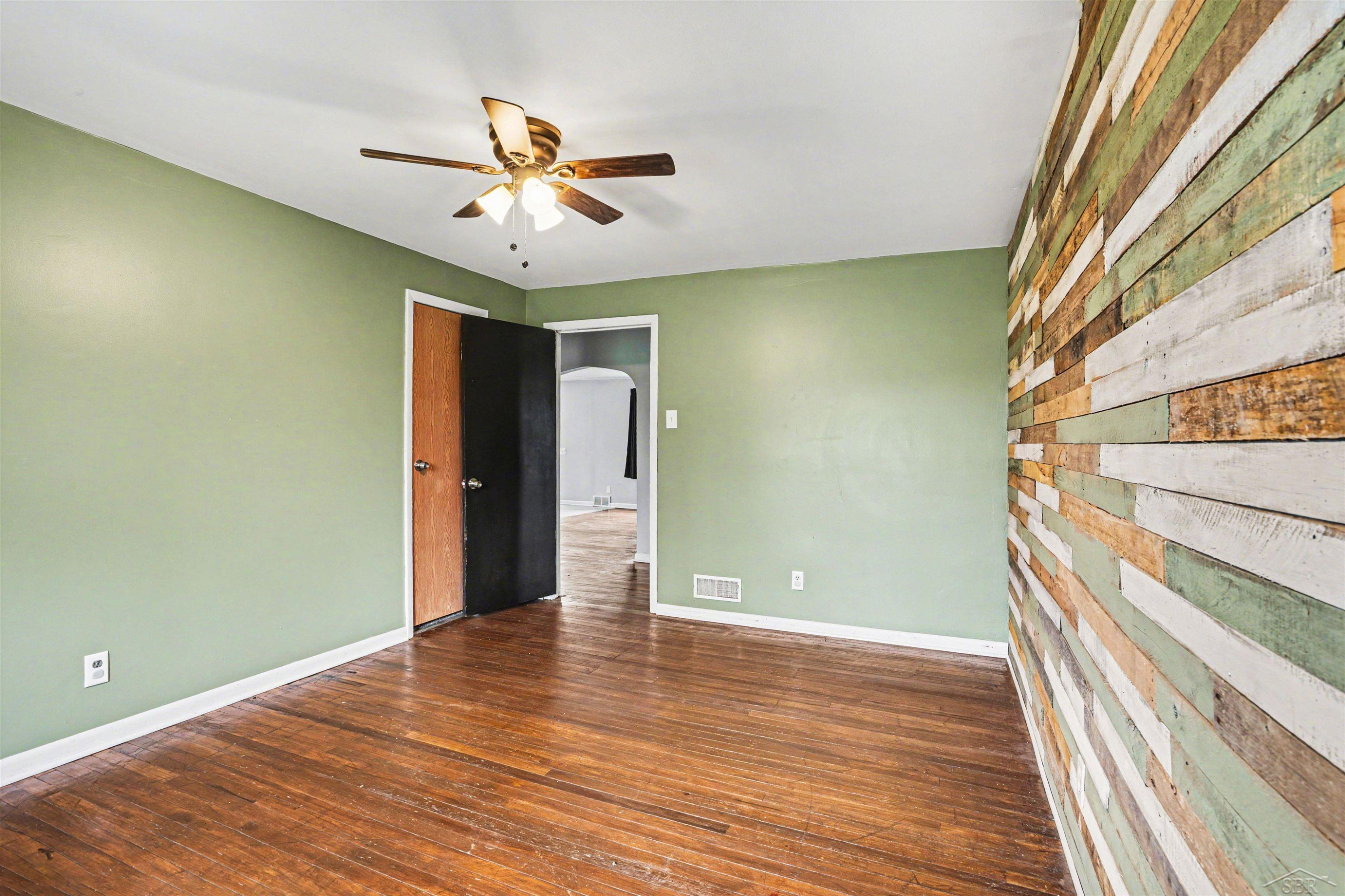 2695 S Center Road, Saginaw, MI 48609 — Photo 9