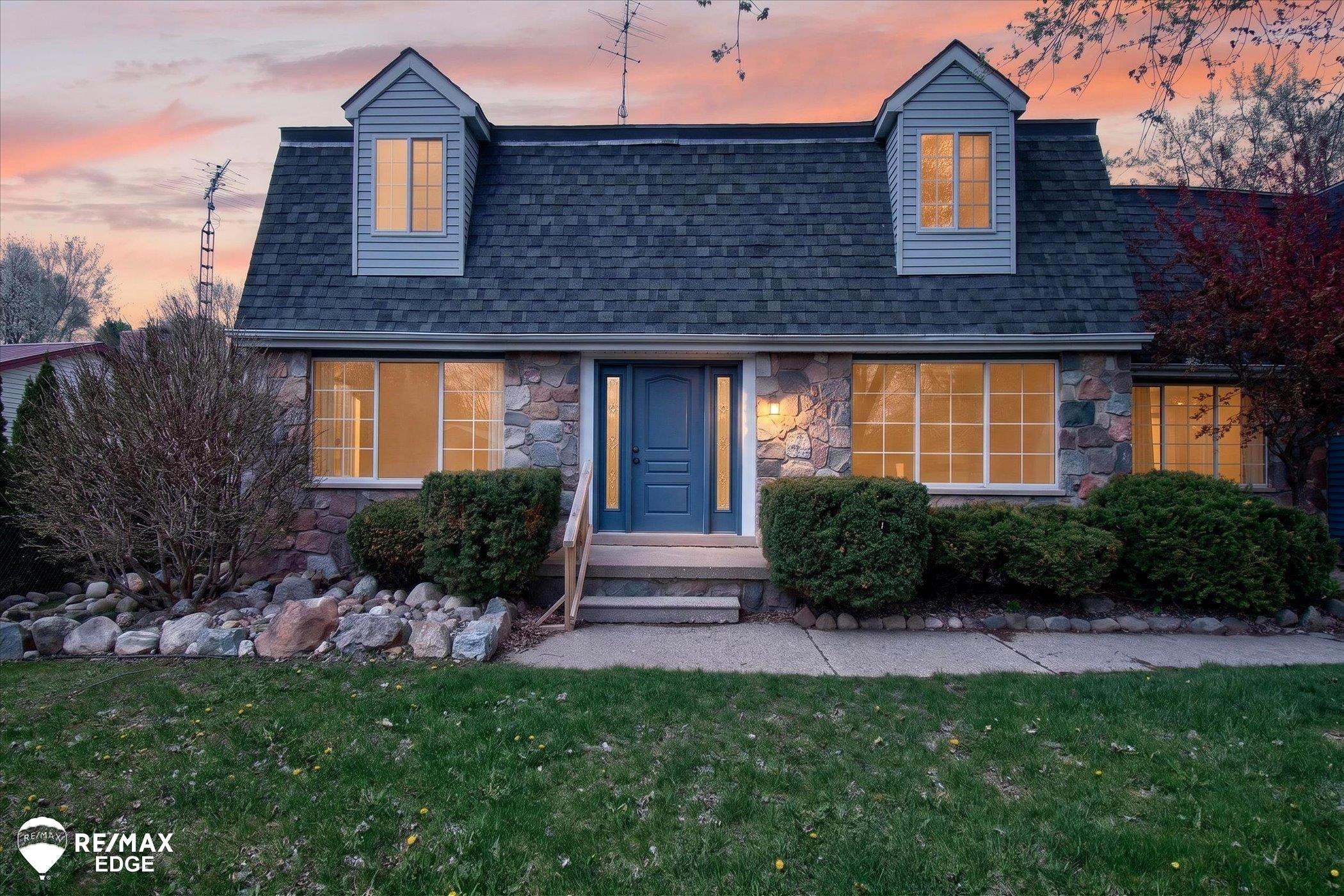 8454 Wesley Drive, Flushing, MI 48433