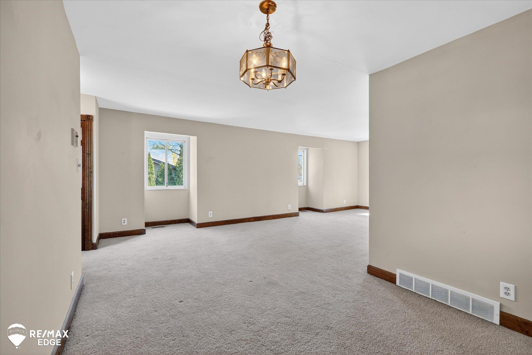 8454 Wesley Drive, Flushing, MI 48433 — Photo 30