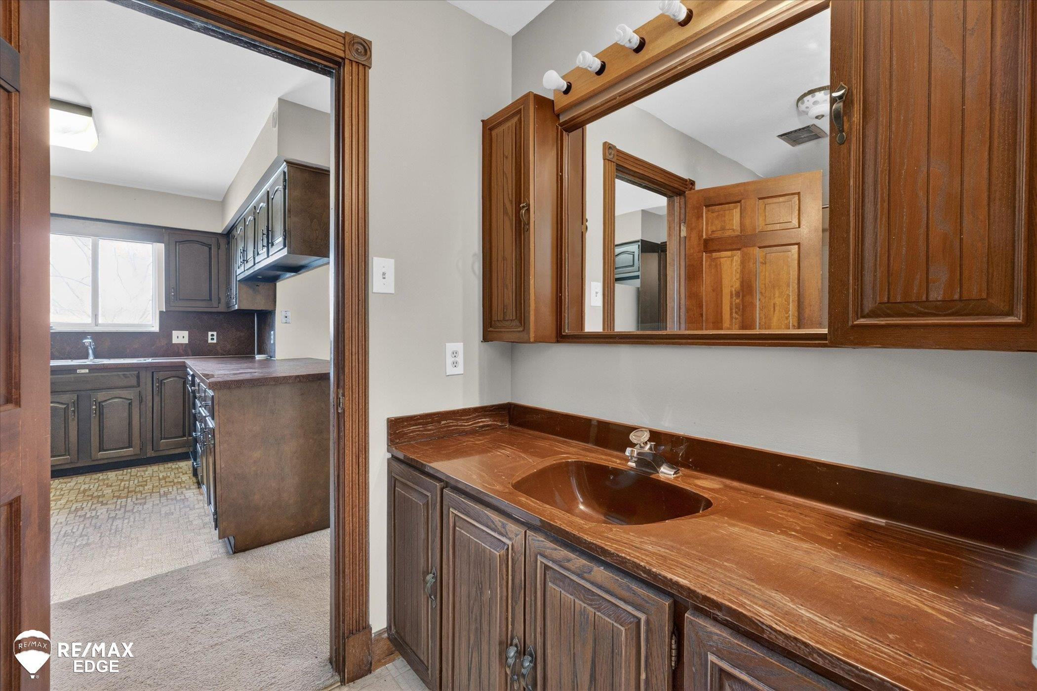 8454 Wesley Drive, Flushing, MI 48433 — Photo 31