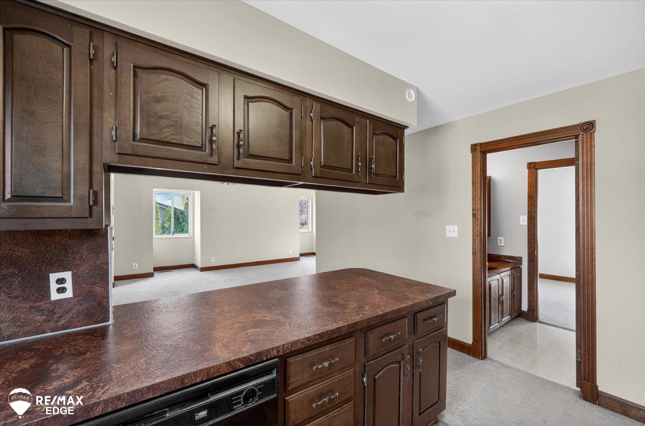 8454 Wesley Drive, Flushing, MI 48433 — Photo 37