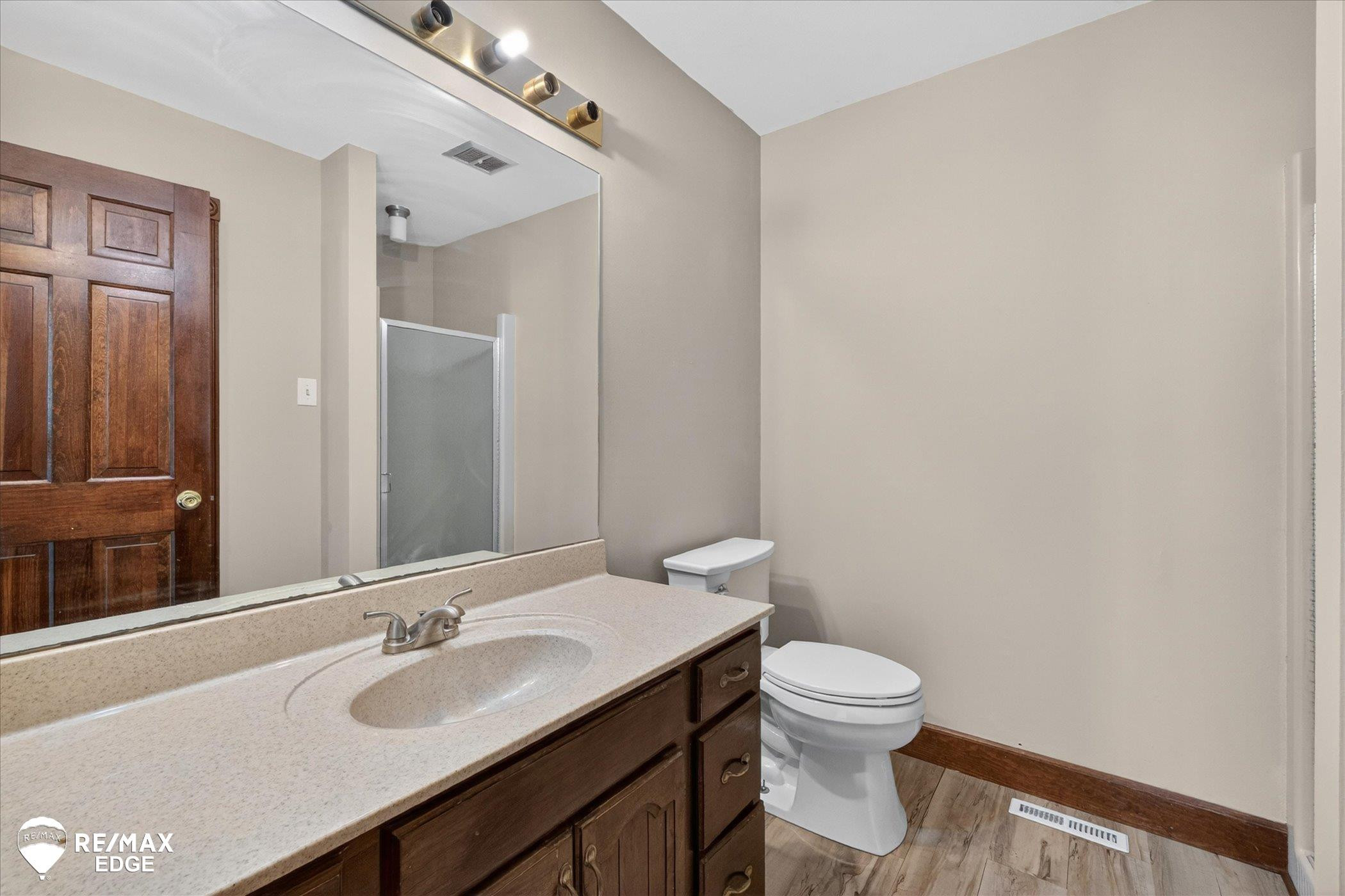 8454 Wesley Drive, Flushing, MI 48433 — Photo 49