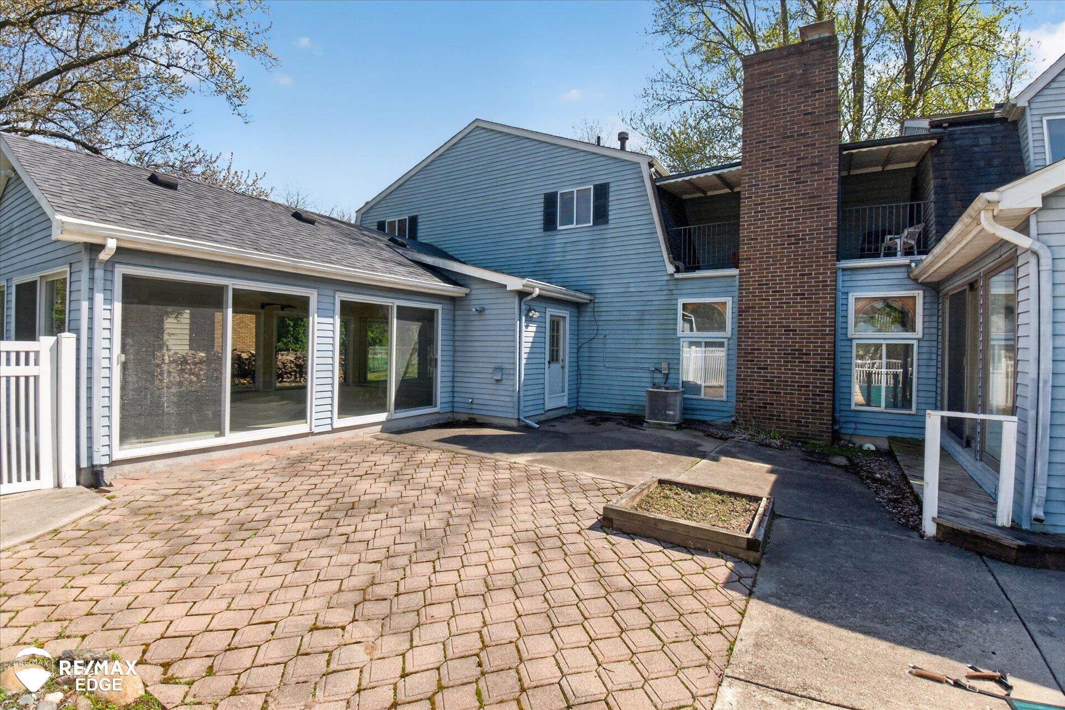 8454 Wesley Drive, Flushing, MI 48433 — Photo 53