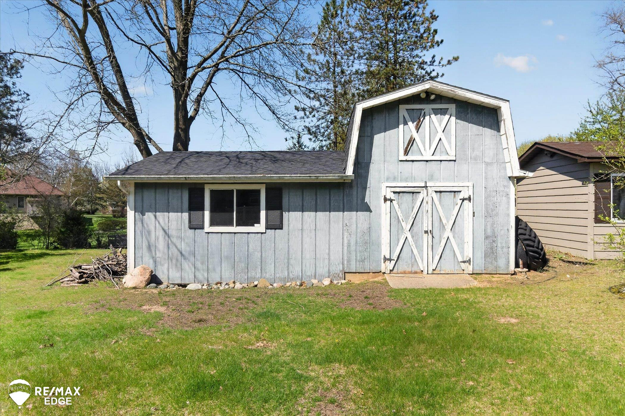 8454 Wesley Drive, Flushing, MI 48433 — Photo 60