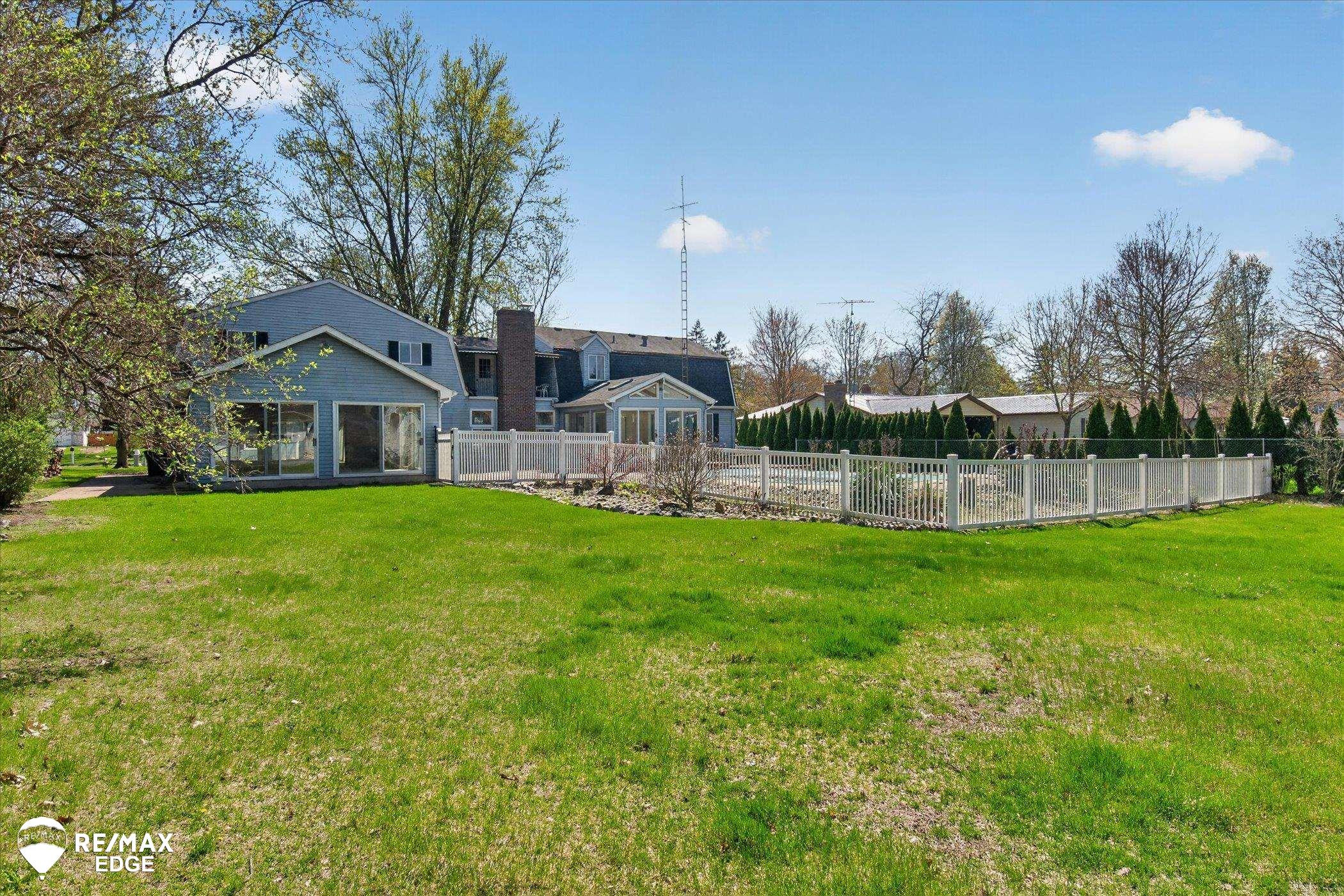 8454 Wesley Drive, Flushing, MI 48433 — Photo 61