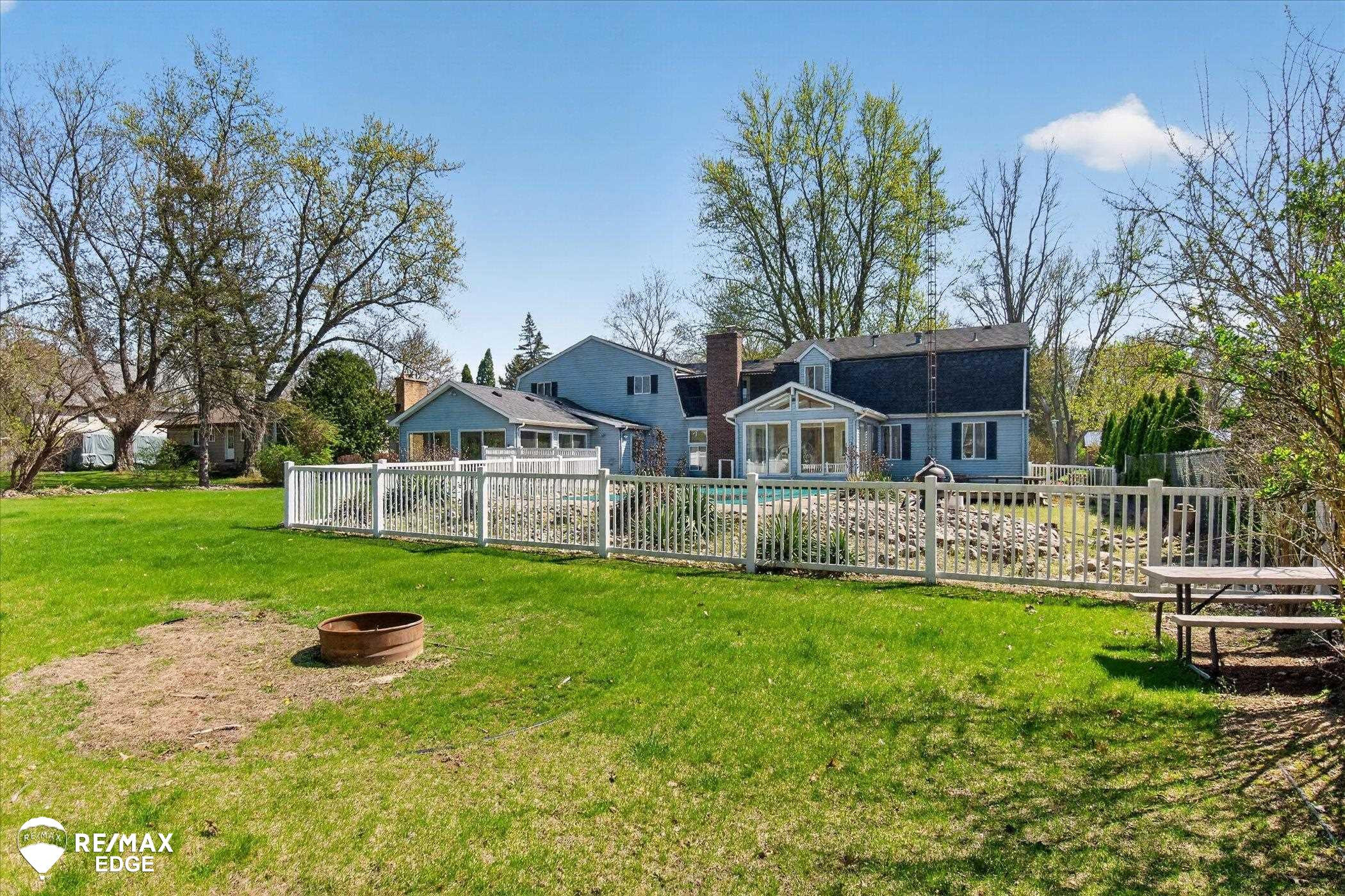 8454 Wesley Drive, Flushing, MI 48433 — Photo 63