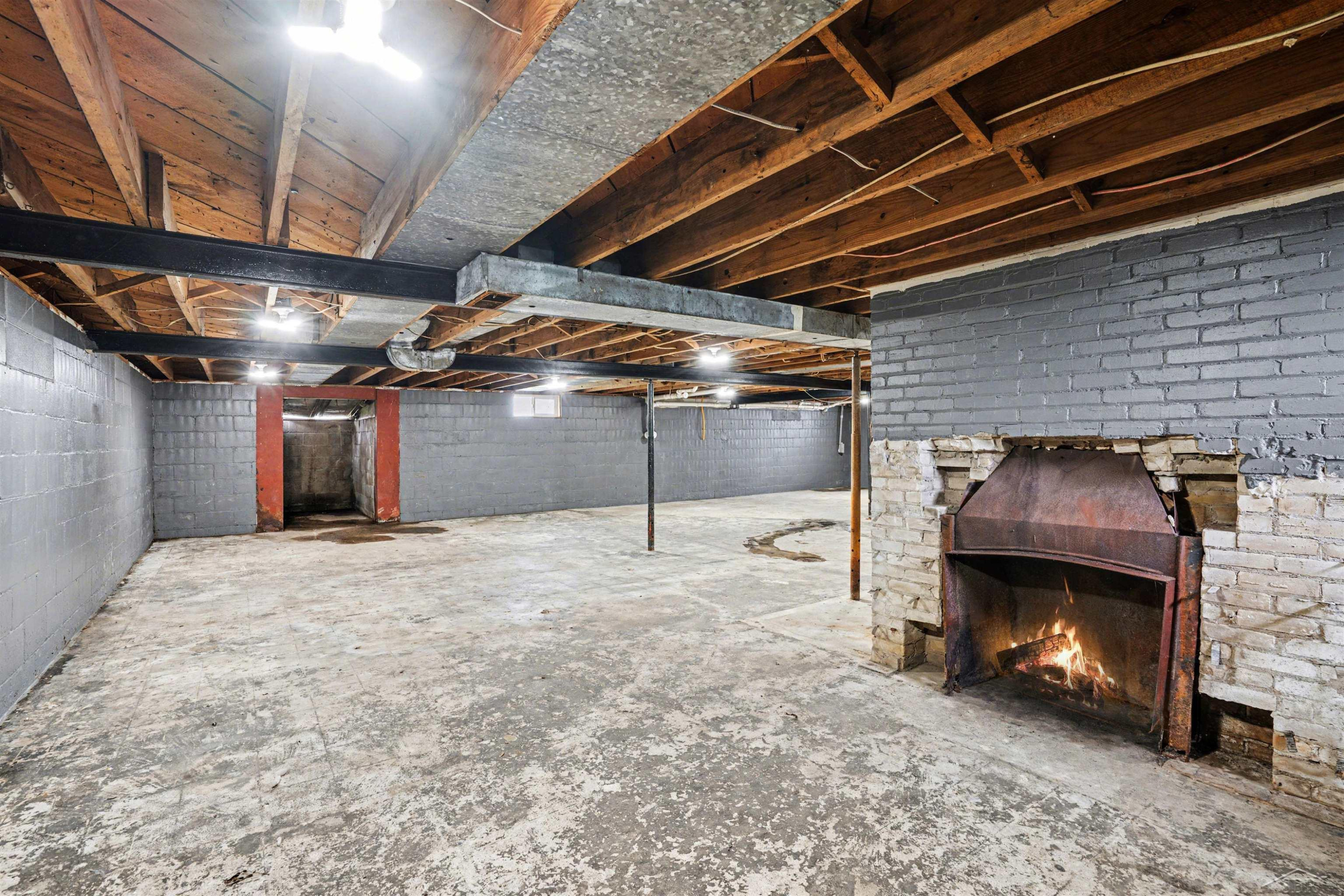 2695 S Center Road, Saginaw, MI 48609 — Photo 17
