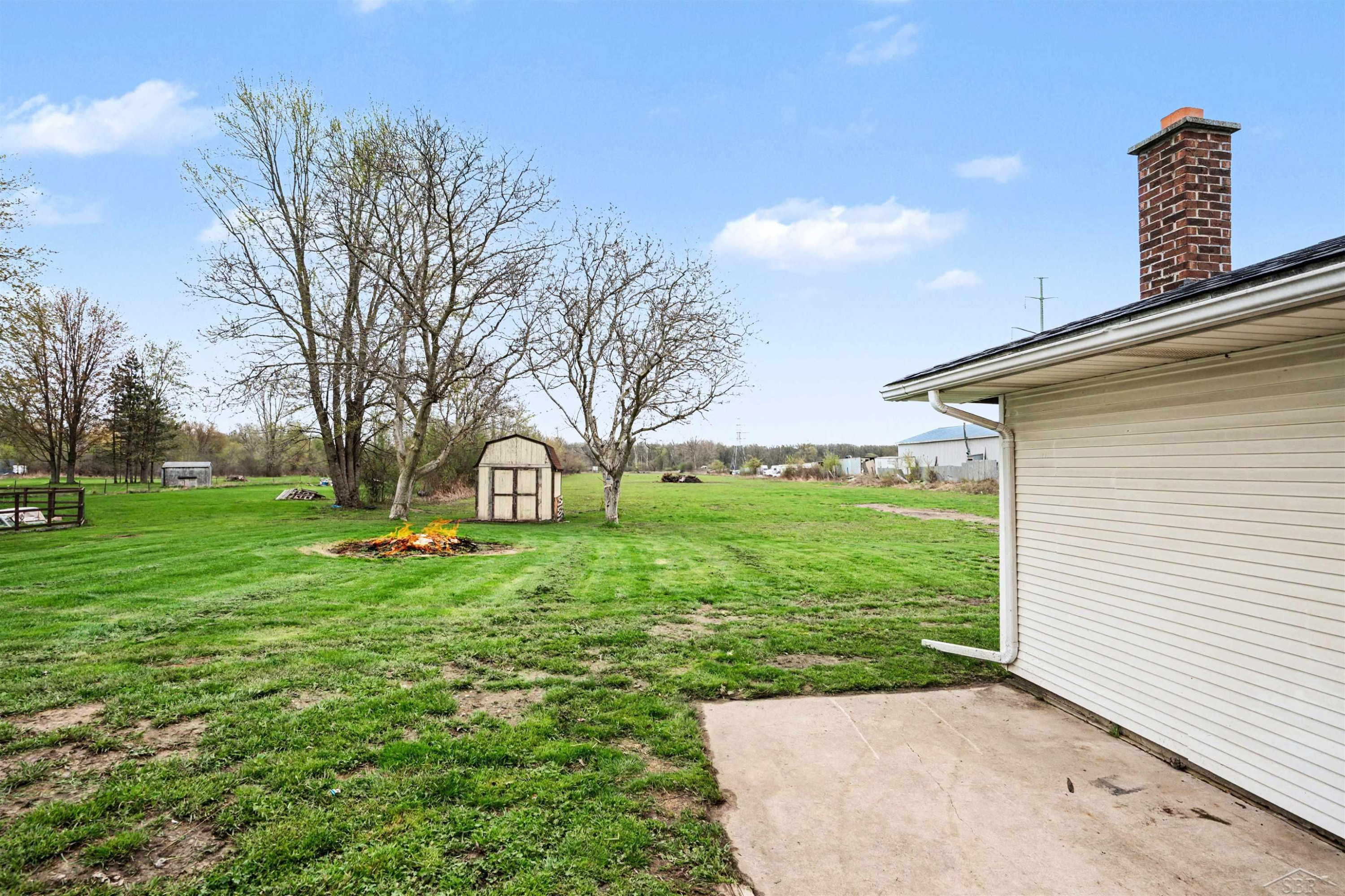 2695 S Center Road, Saginaw, MI 48609 — Photo 19