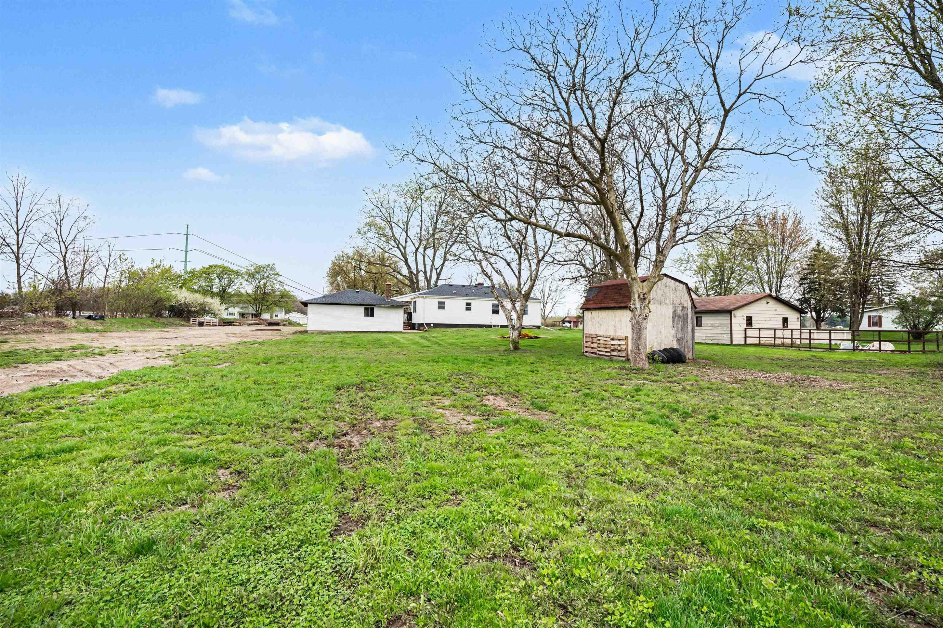 2695 S Center Road, Saginaw, MI 48609 — Photo 20