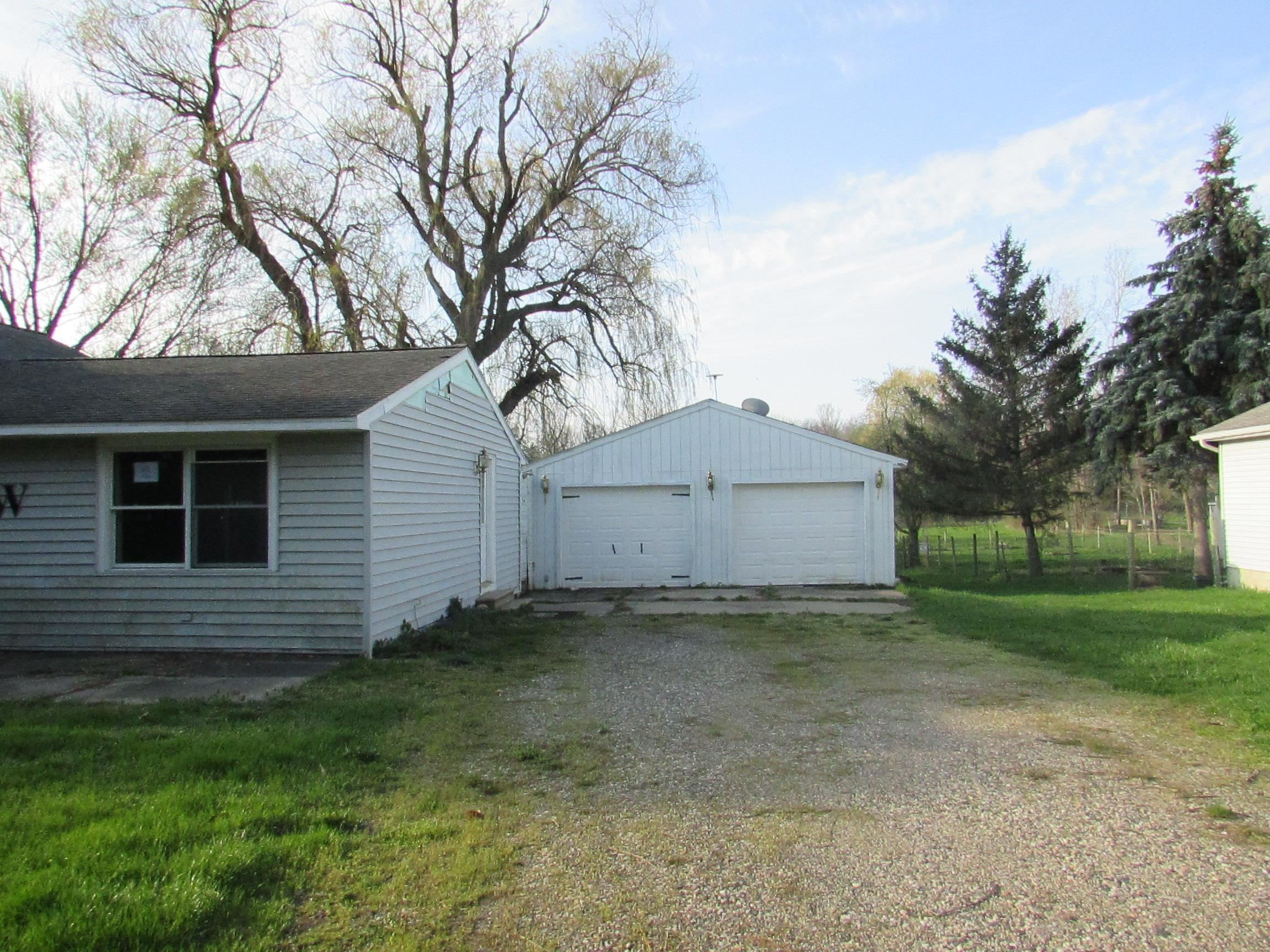 1973 Bock Street, Owosso, MI 48867 — Photo 4