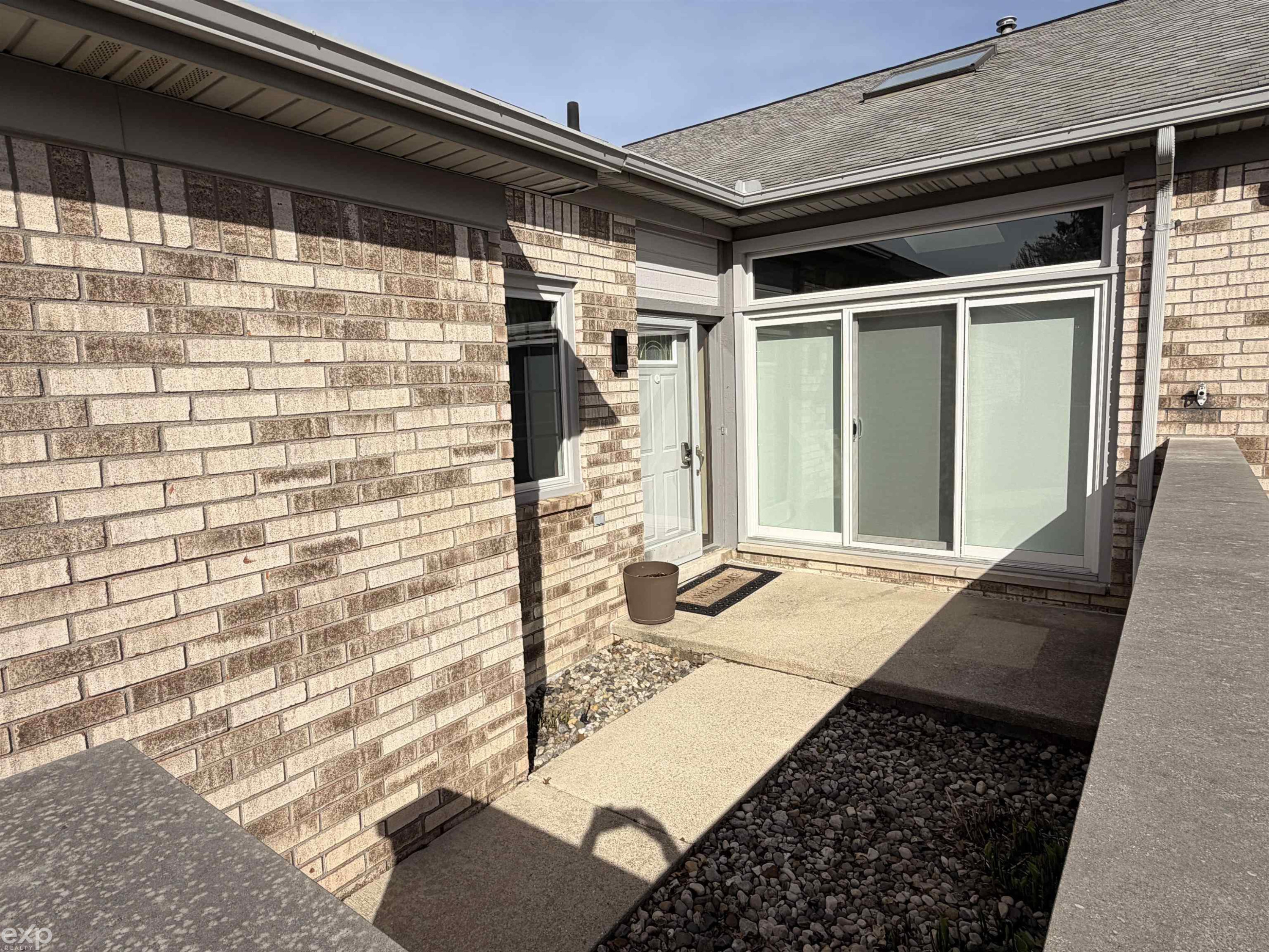 14715 Holly Ct Court, 62, Shelby Twp, MI 48315 — Photo 2