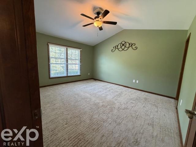 14715 Holly Ct Court, 62, Shelby Twp, MI 48315 — Photo 15