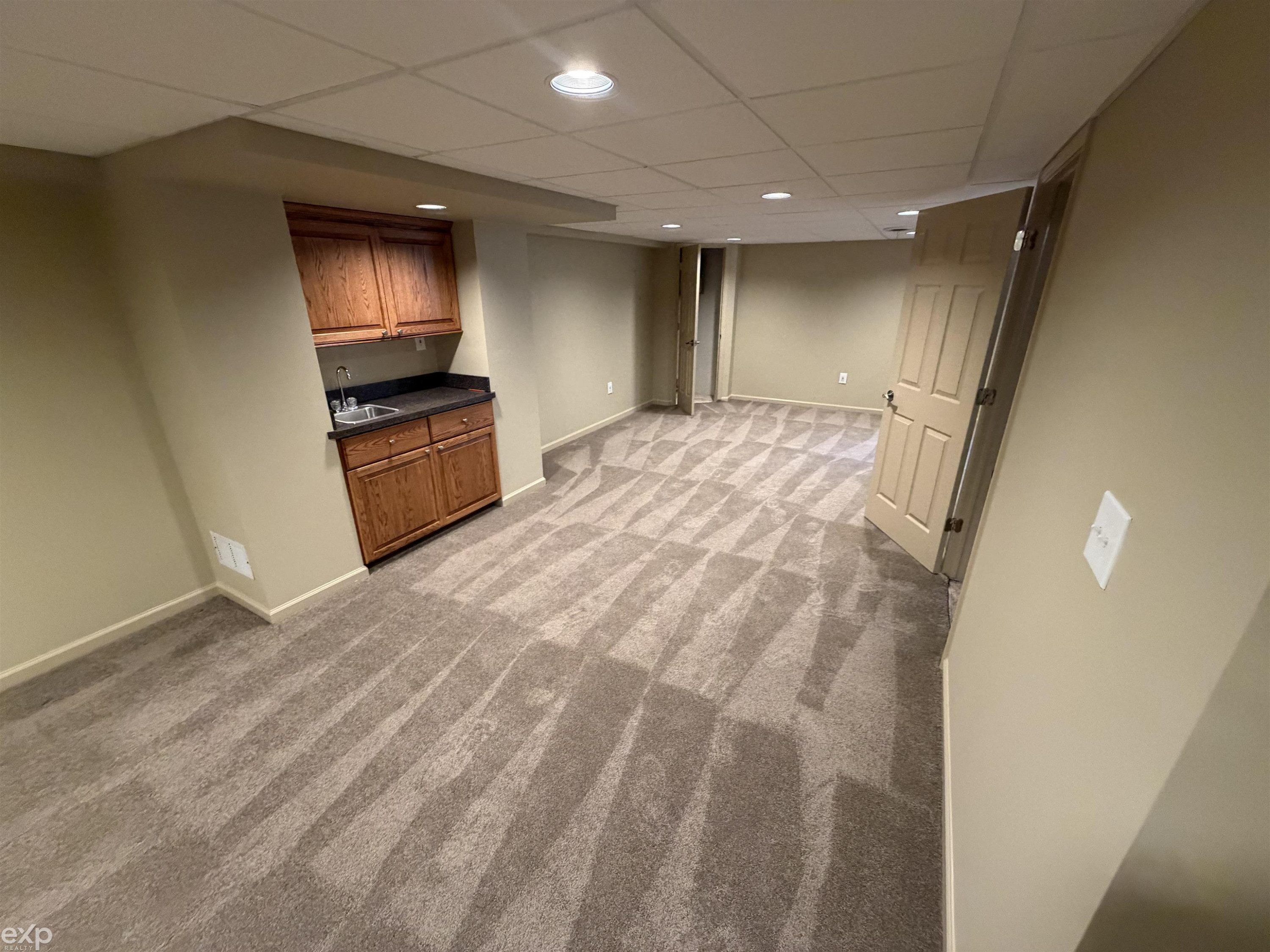 14715 Holly Ct Court, 62, Shelby Twp, MI 48315 — Photo 22