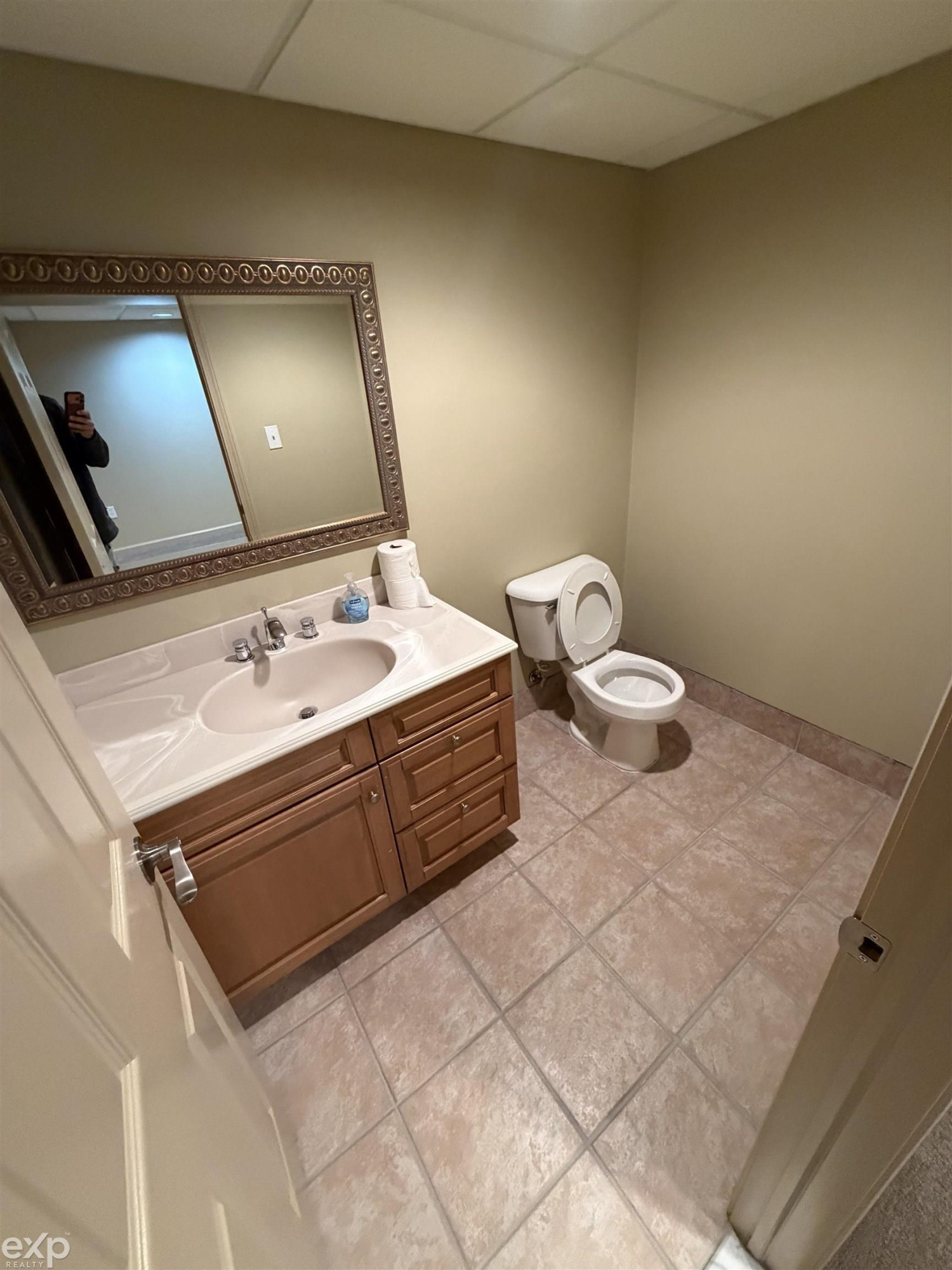 14715 Holly Ct Court, 62, Shelby Twp, MI 48315 — Photo 27