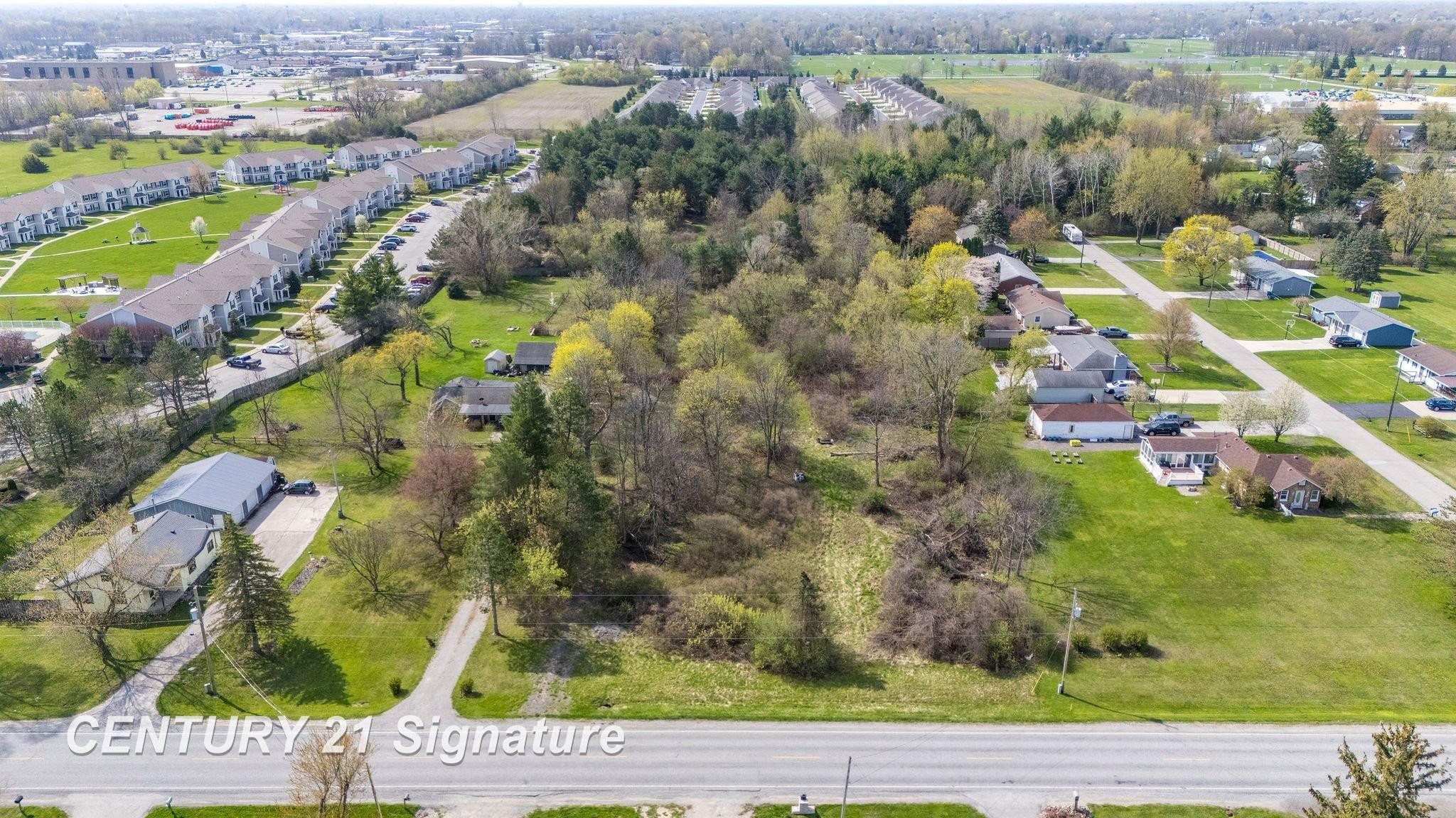 Schust Road, Saginaw, MI 48603 — Photo 11