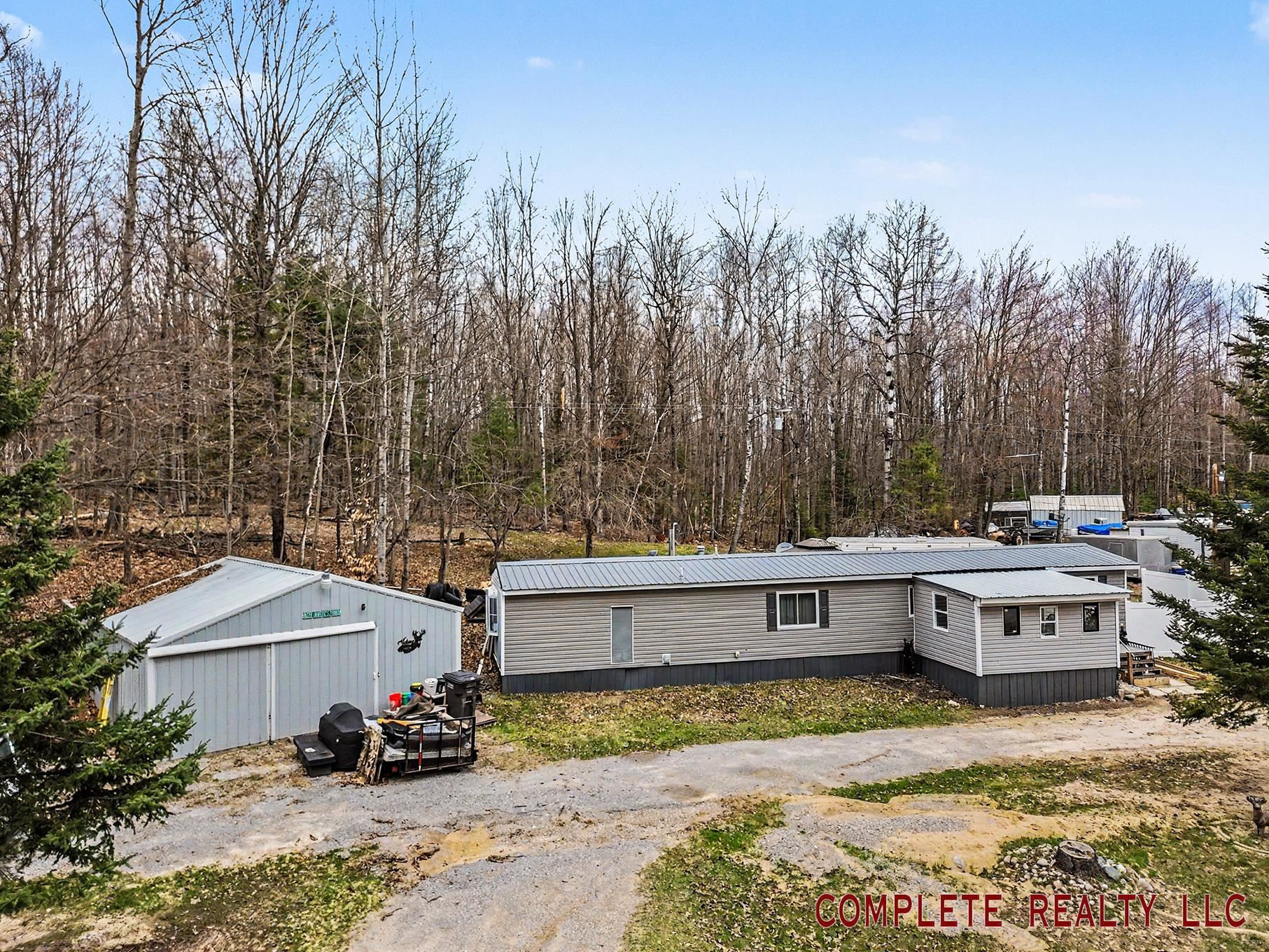 495 E Fowler Road, Harrisville, MI 48740