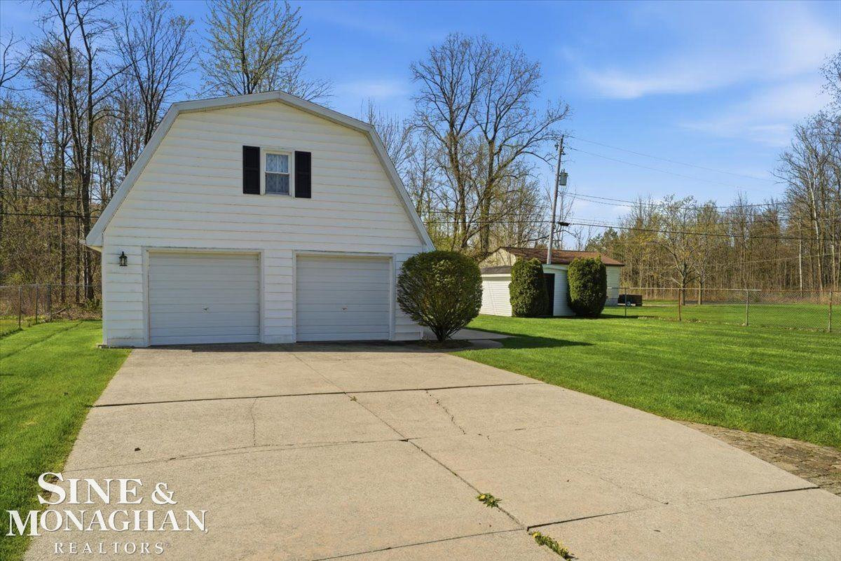 5293 Ponderosa Drive, MI 48049 — Photo 3