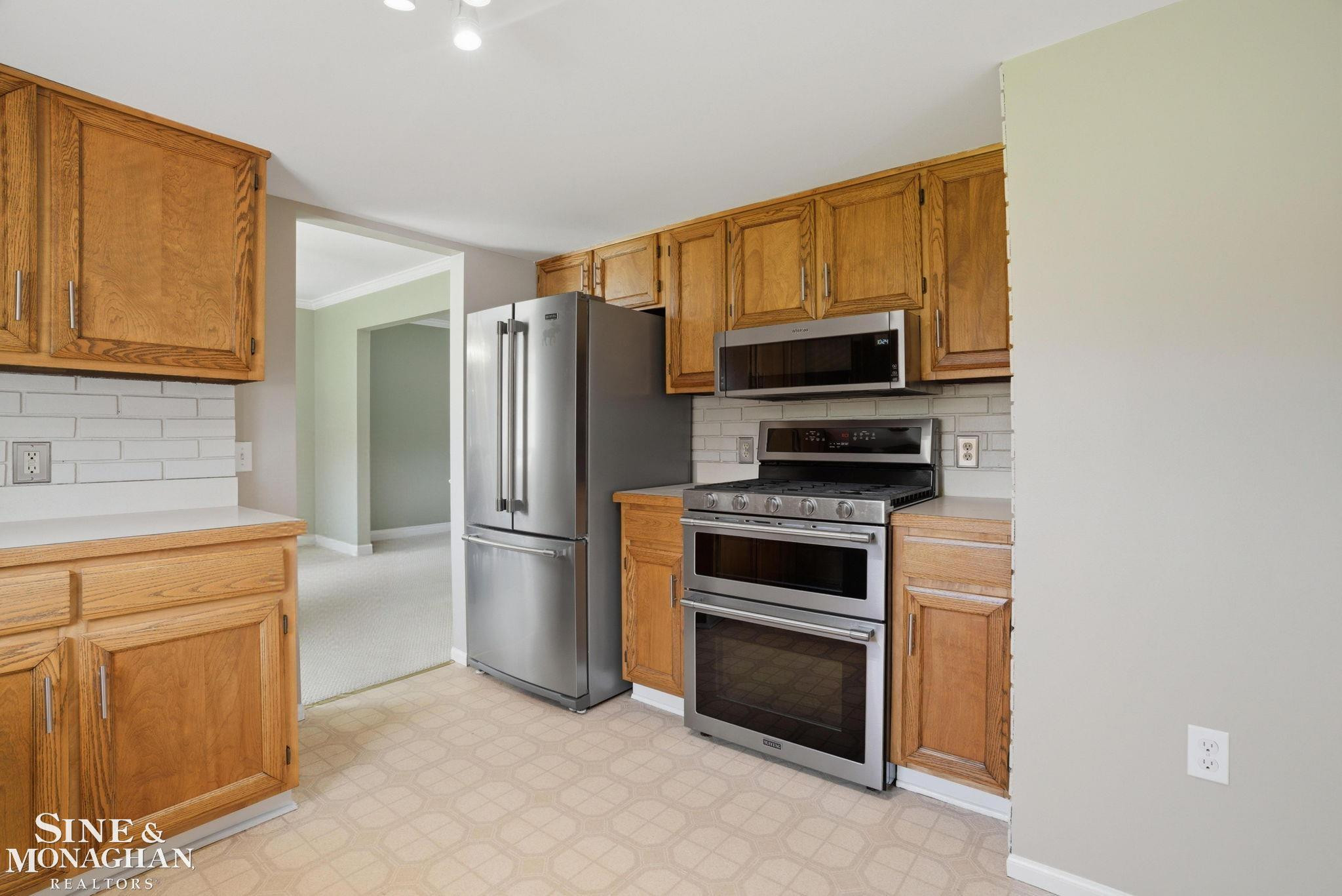 5293 Ponderosa Drive, MI 48049 — Photo 17