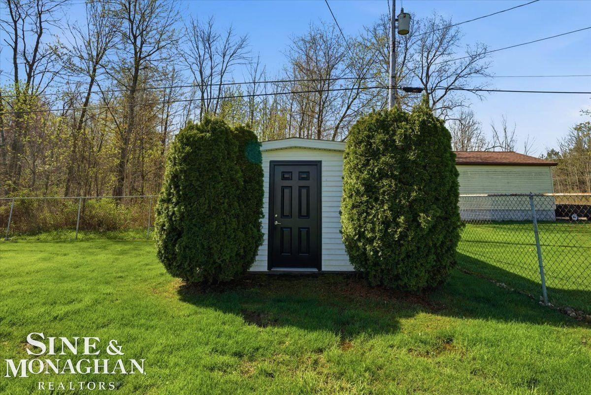 5293 Ponderosa Drive, MI 48049 — Photo 37
