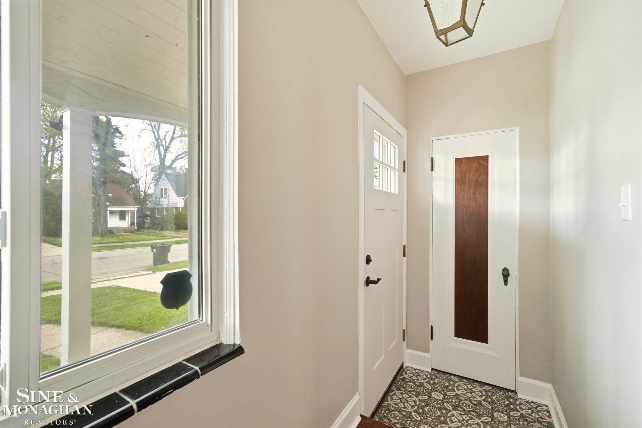 9155 Grayton Street, Detroit, MI 48224 — Photo 9