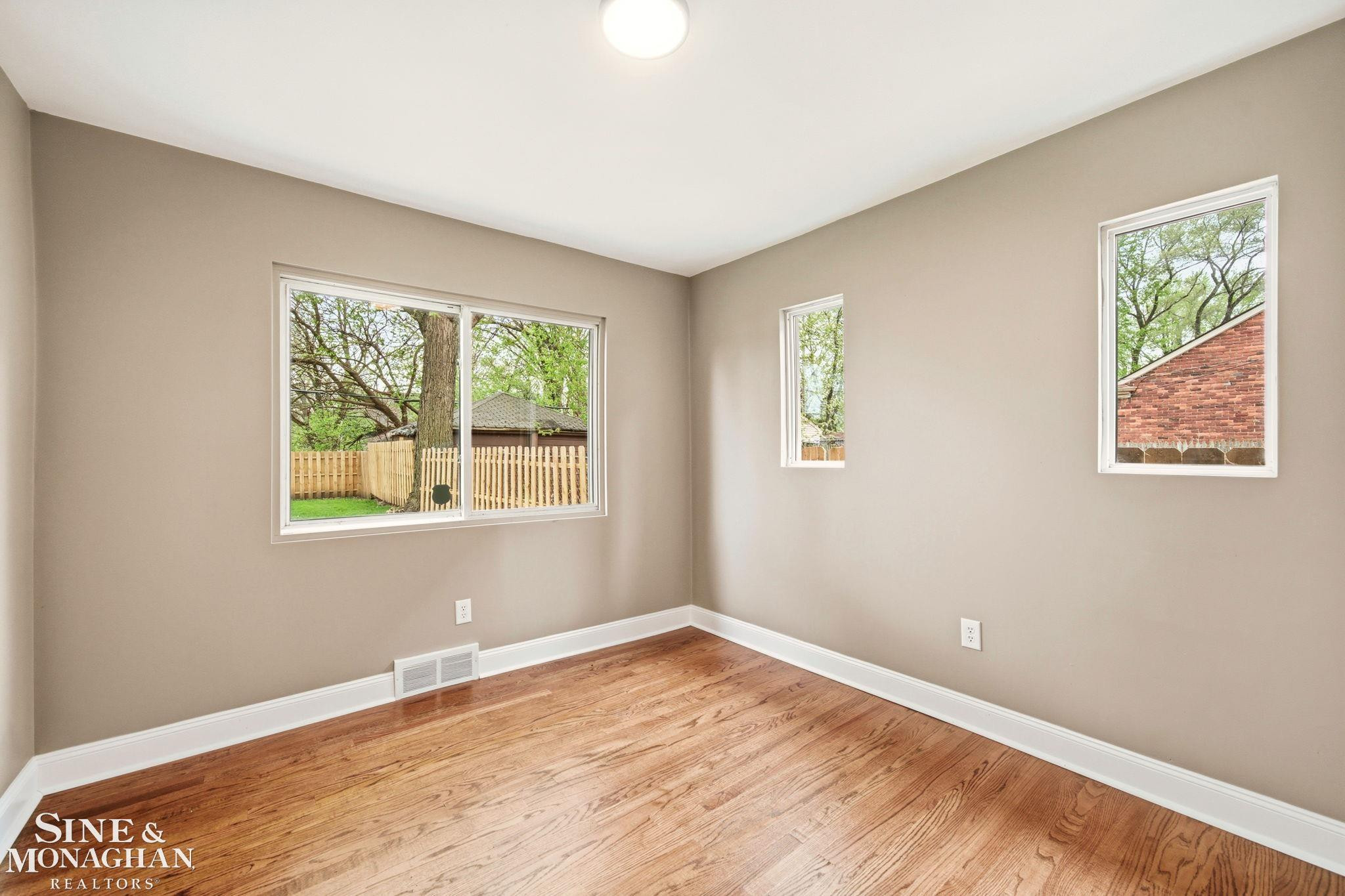 9155 Grayton Street, Detroit, MI 48224 — Photo 16