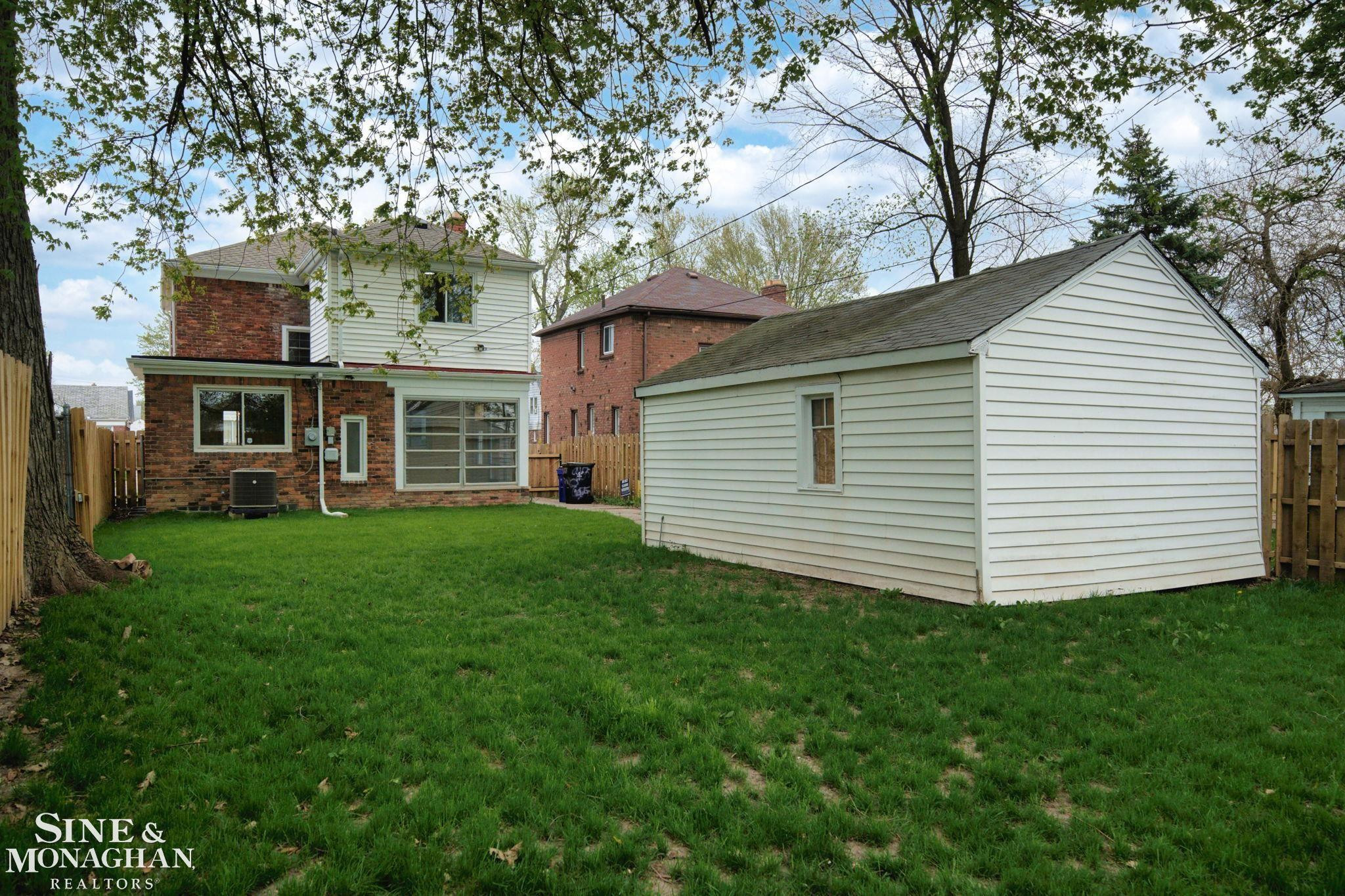 9155 Grayton Street, Detroit, MI 48224 — Photo 33