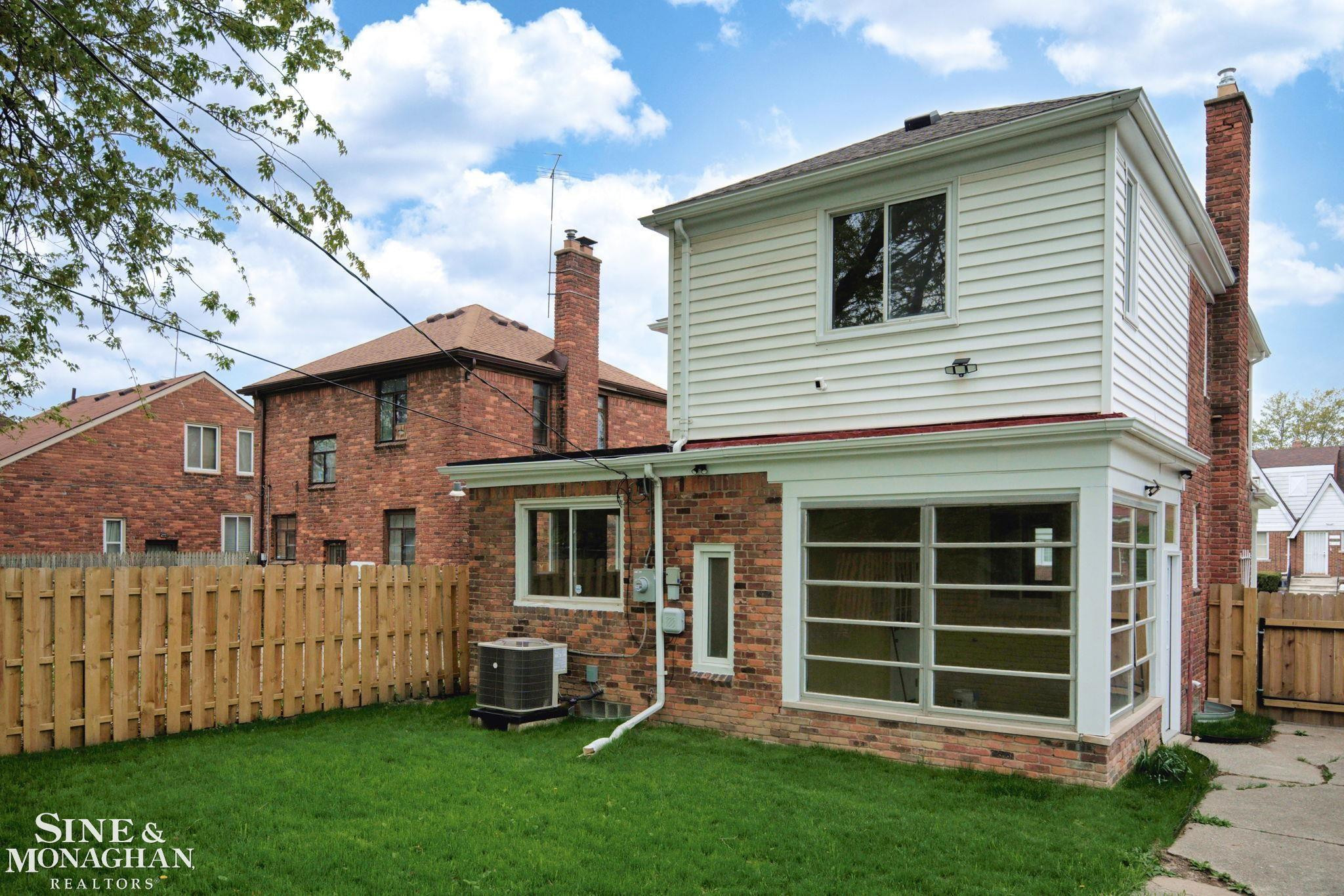 9155 Grayton Street, Detroit, MI 48224 — Photo 34